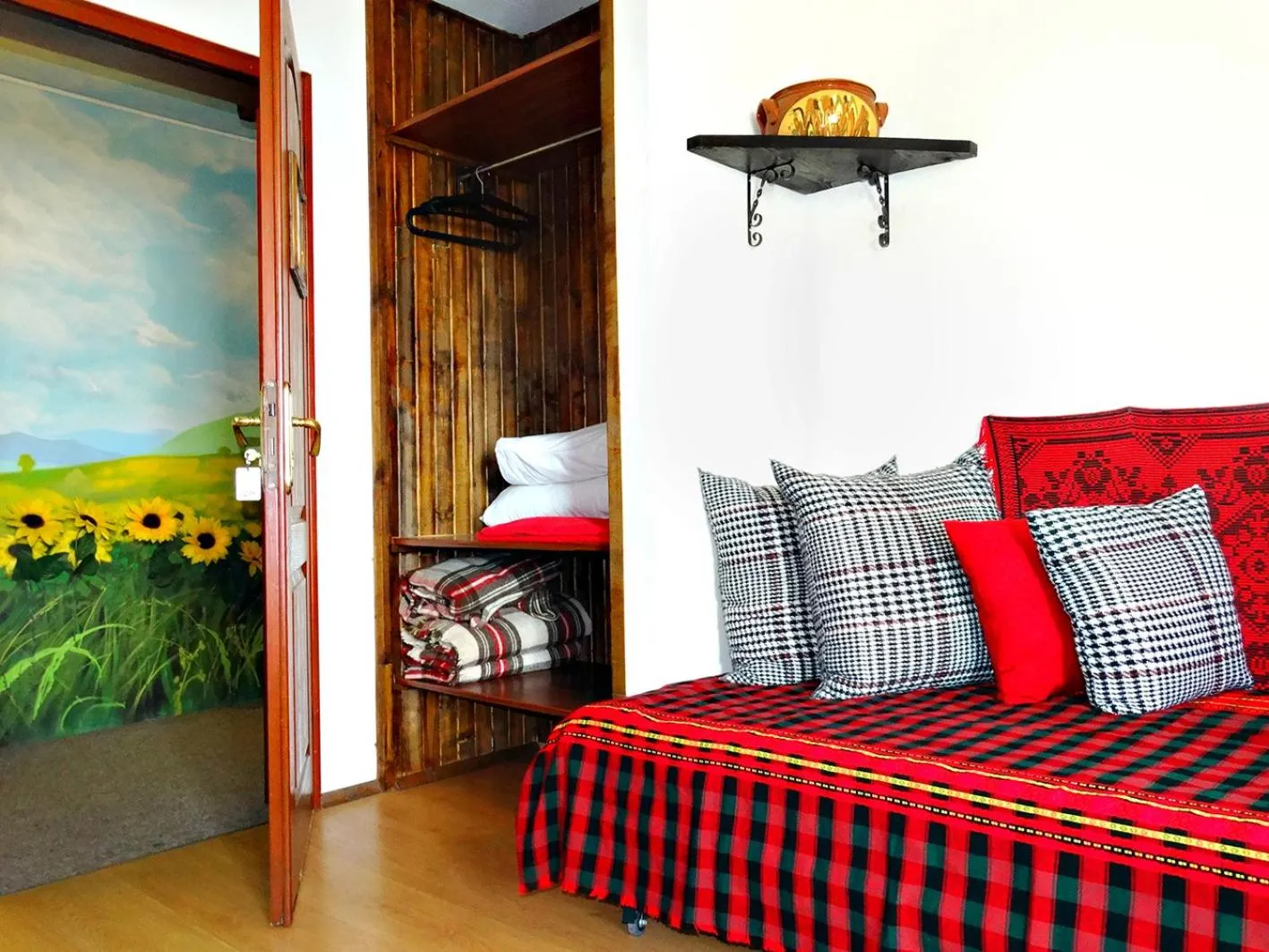 Photo of the whole room, Bed in Hotel Simona Complex