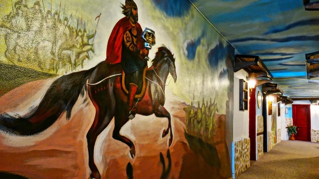 Restaurant/places to eat in Hotel Simona Complex