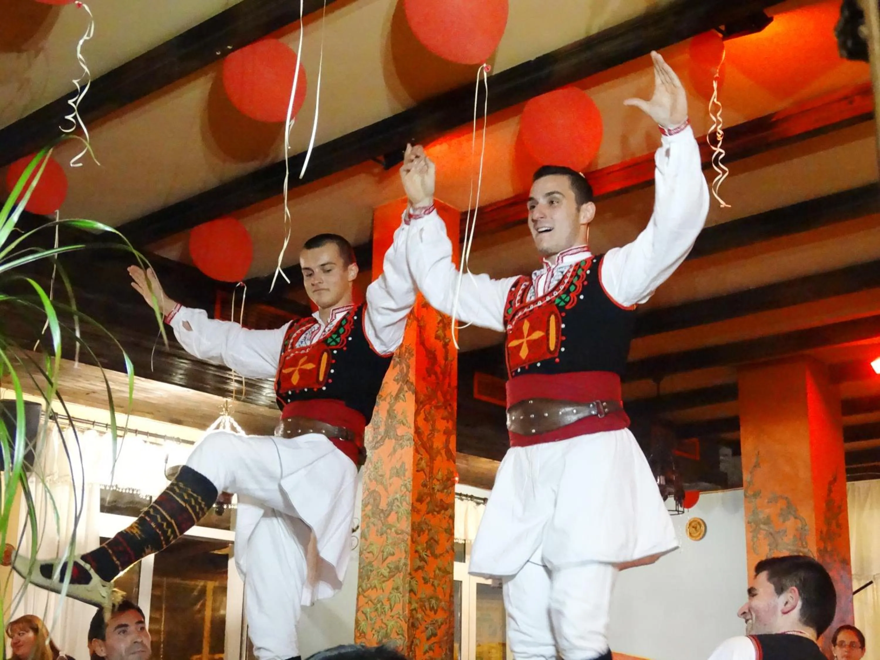 Karaoke in Hotel Simona Complex