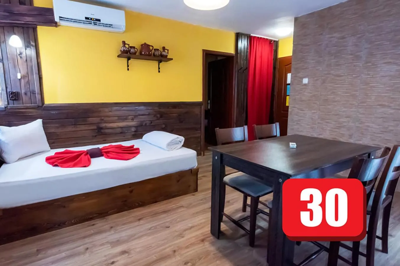 Bed in Hotel Simona Complex