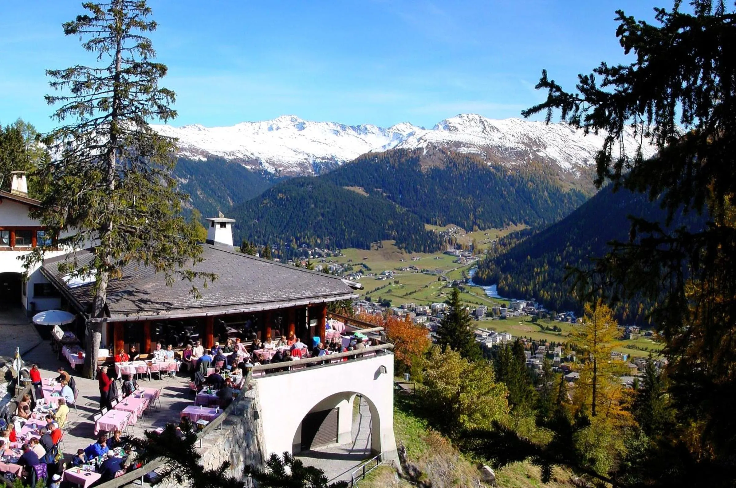 Restaurant/places to eat in Schatzalp Hotel