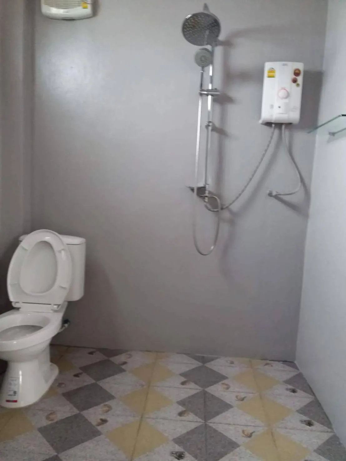 Bathroom in Sripech Home