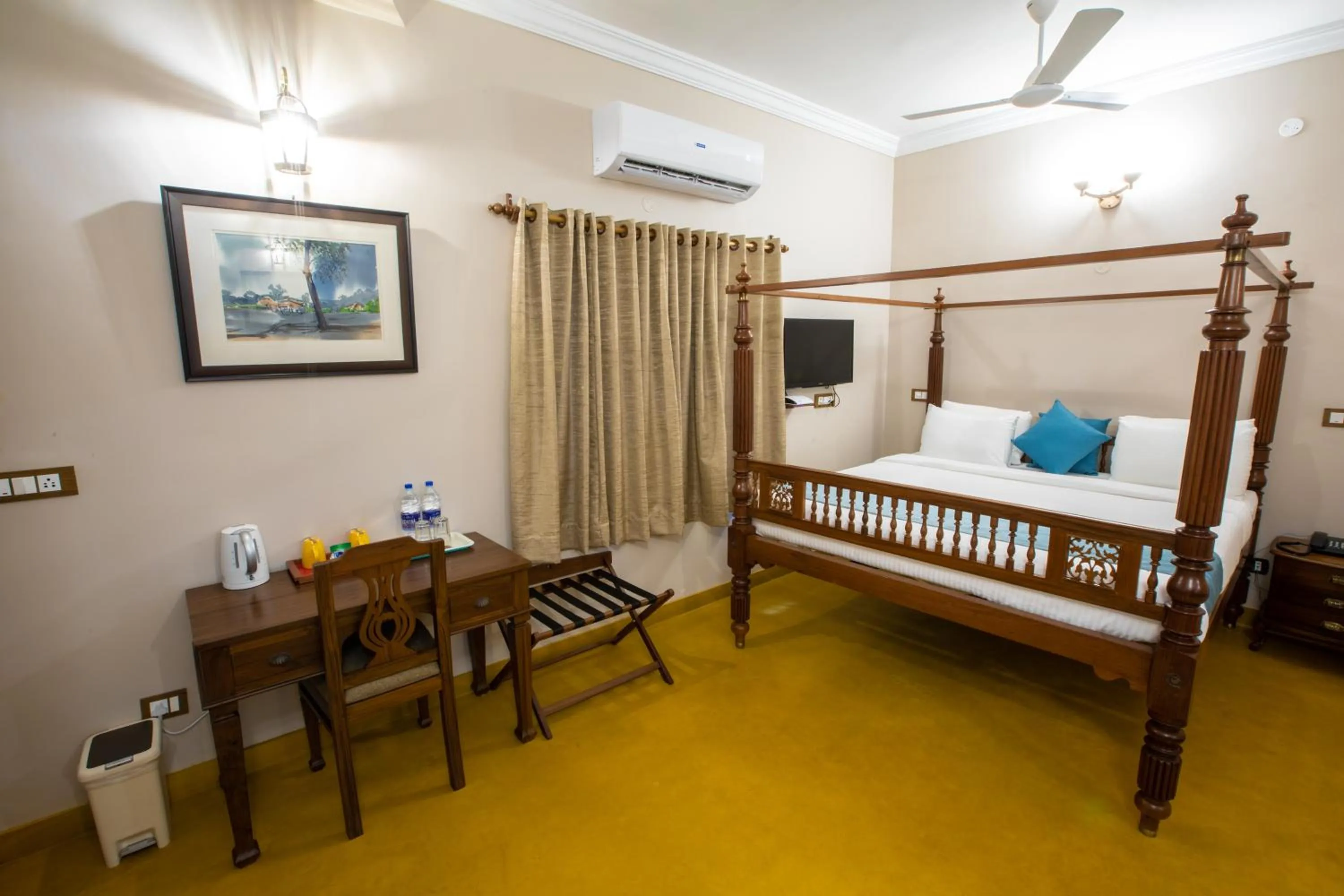 Coffee/tea facilities, Bed in 19VillaMira