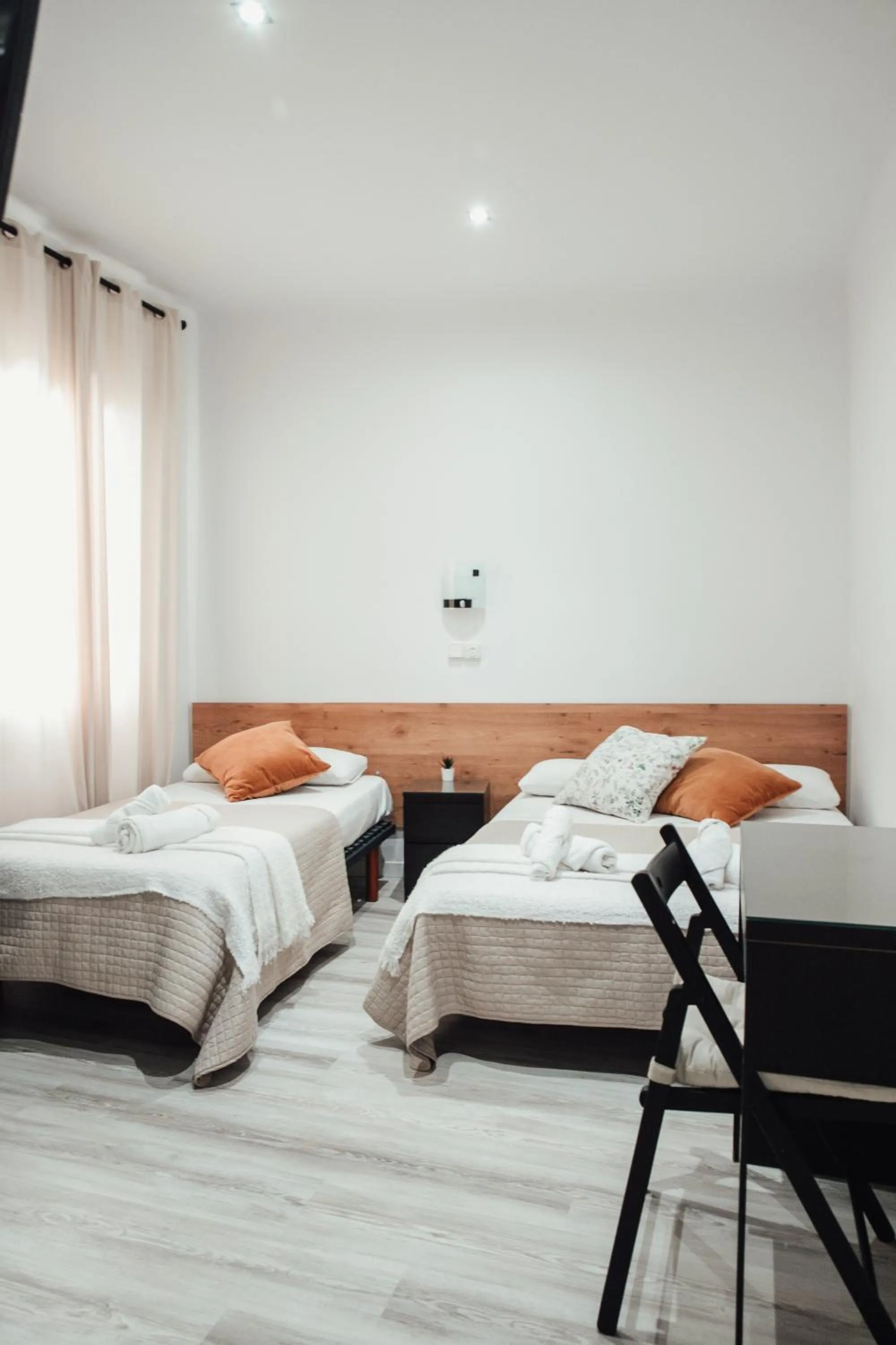 Bed in Hostal Ruta de Francia