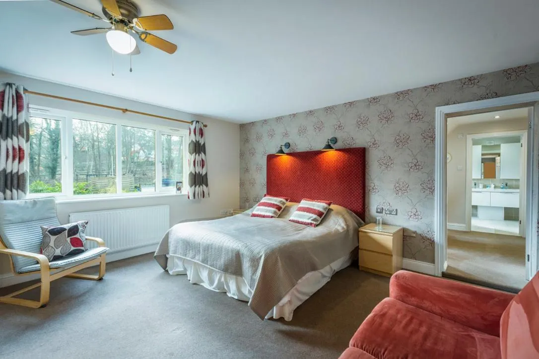 Bedroom, Bed in Pretty Maid House B&B