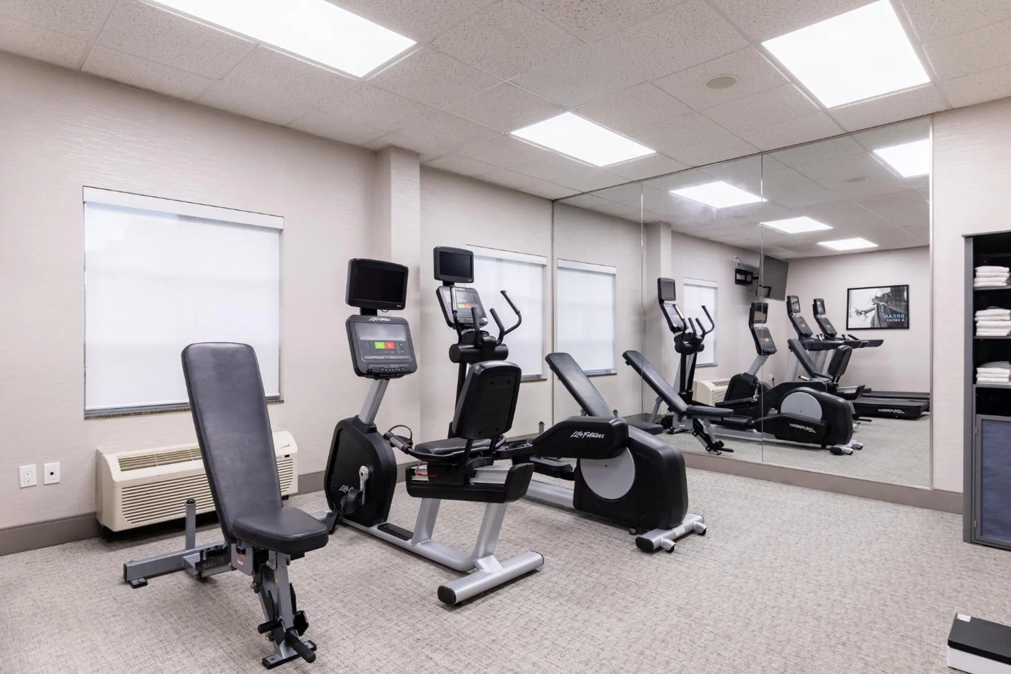 Fitness centre/facilities in Staybridge Suites London by IHG