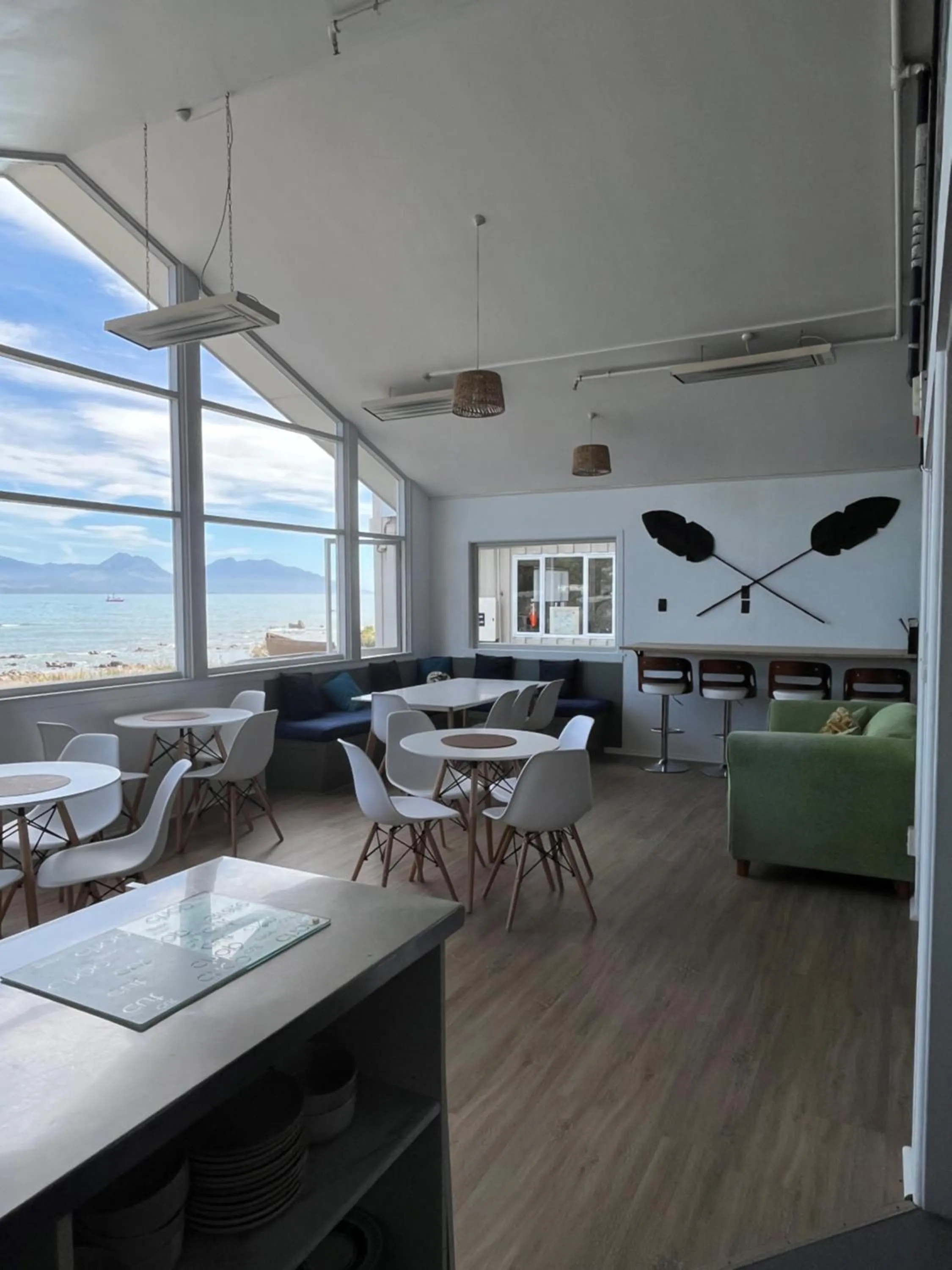 Dining area in Kaikoura Seaside lodge