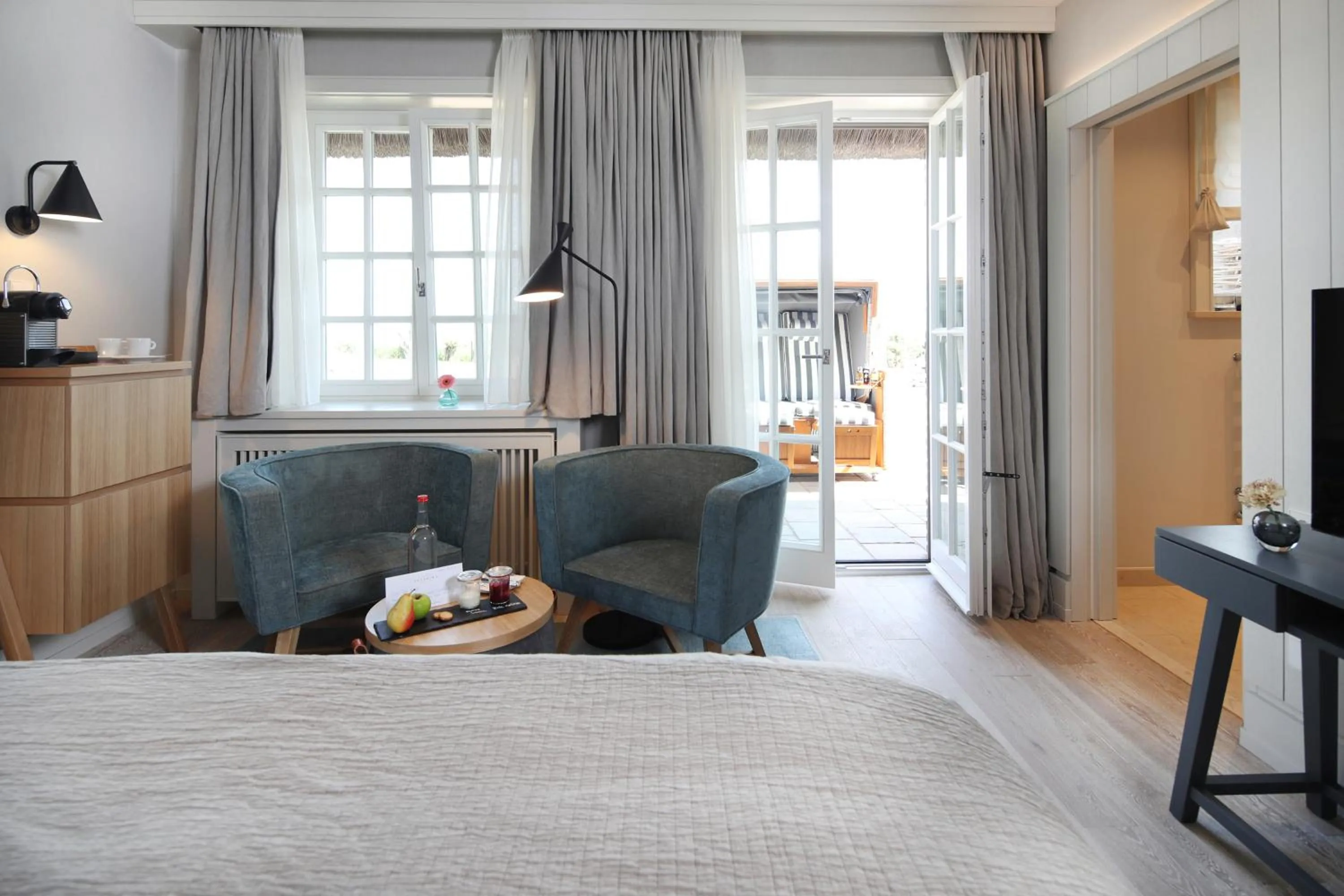 Seating area, Bed in Landhaus Severin's Morsum Kliff