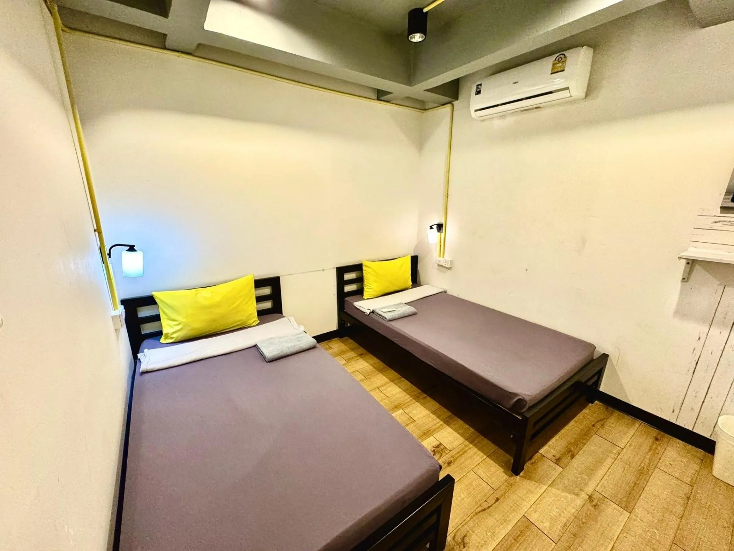 Photo of the whole room, Bed in Best Bed Suvarnabhumi Hostel