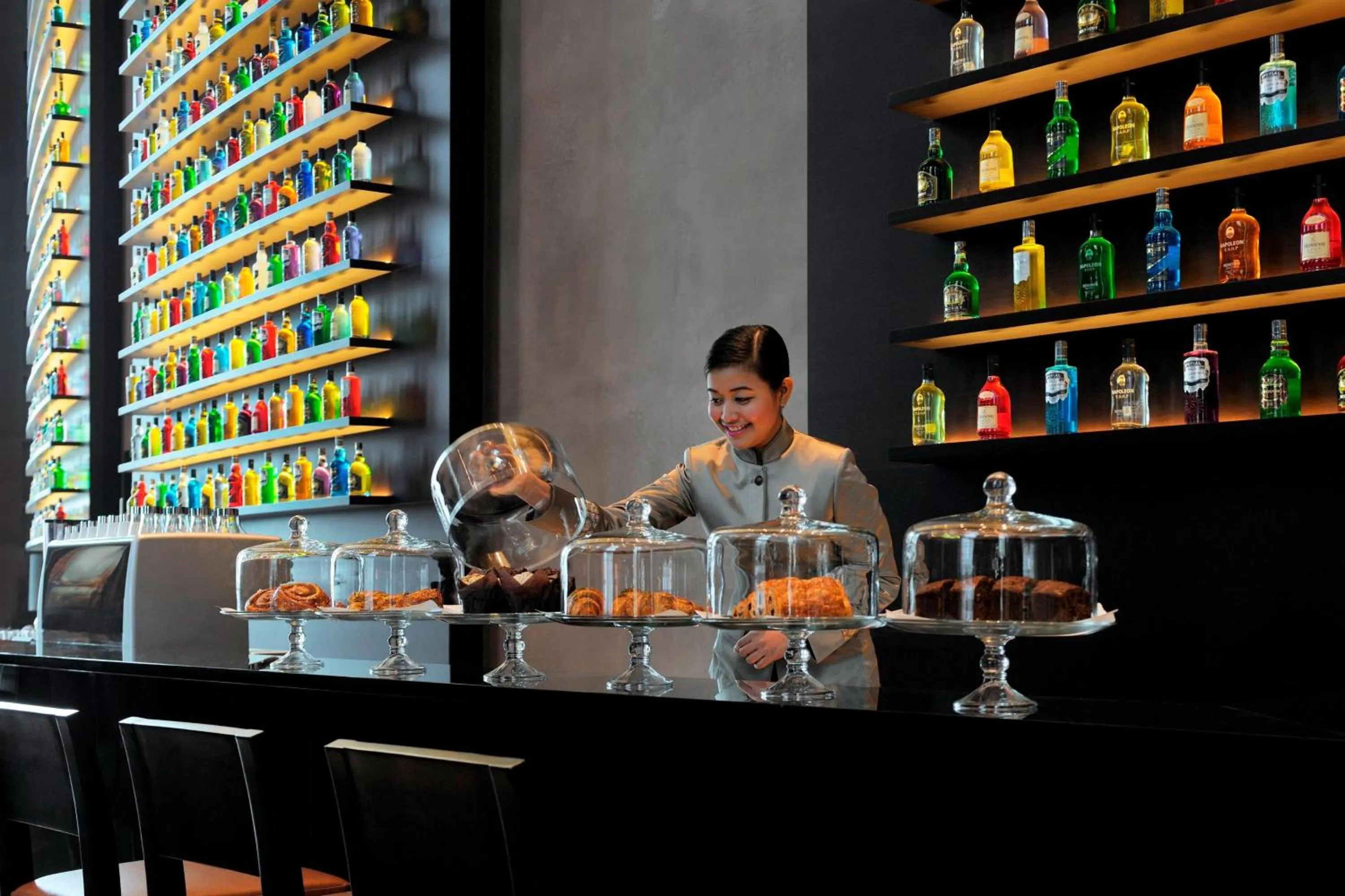 Lounge or bar in JW Marriott Marquis Hotel Dubai