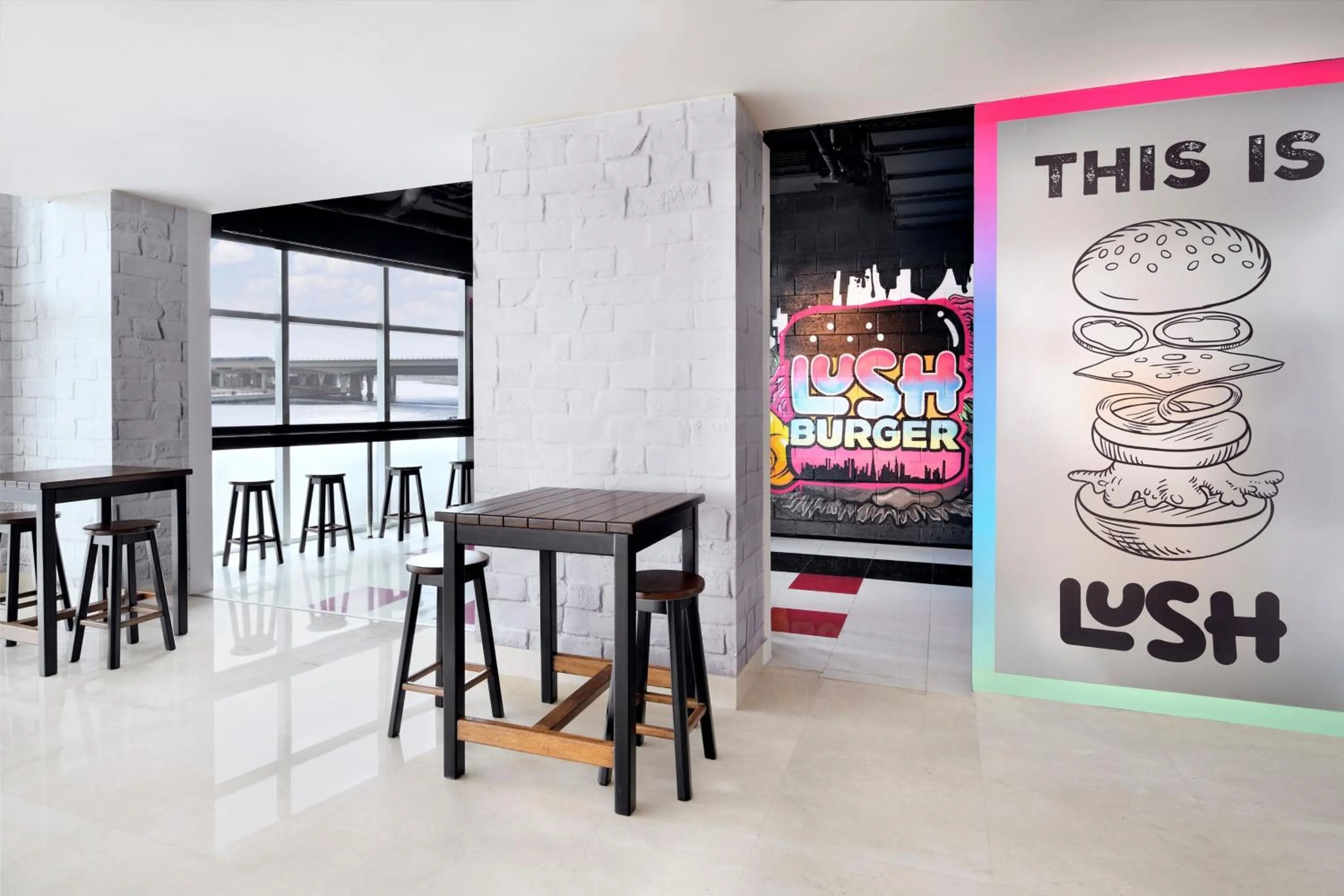 Restaurant/places to eat in JW Marriott Marquis Hotel Dubai