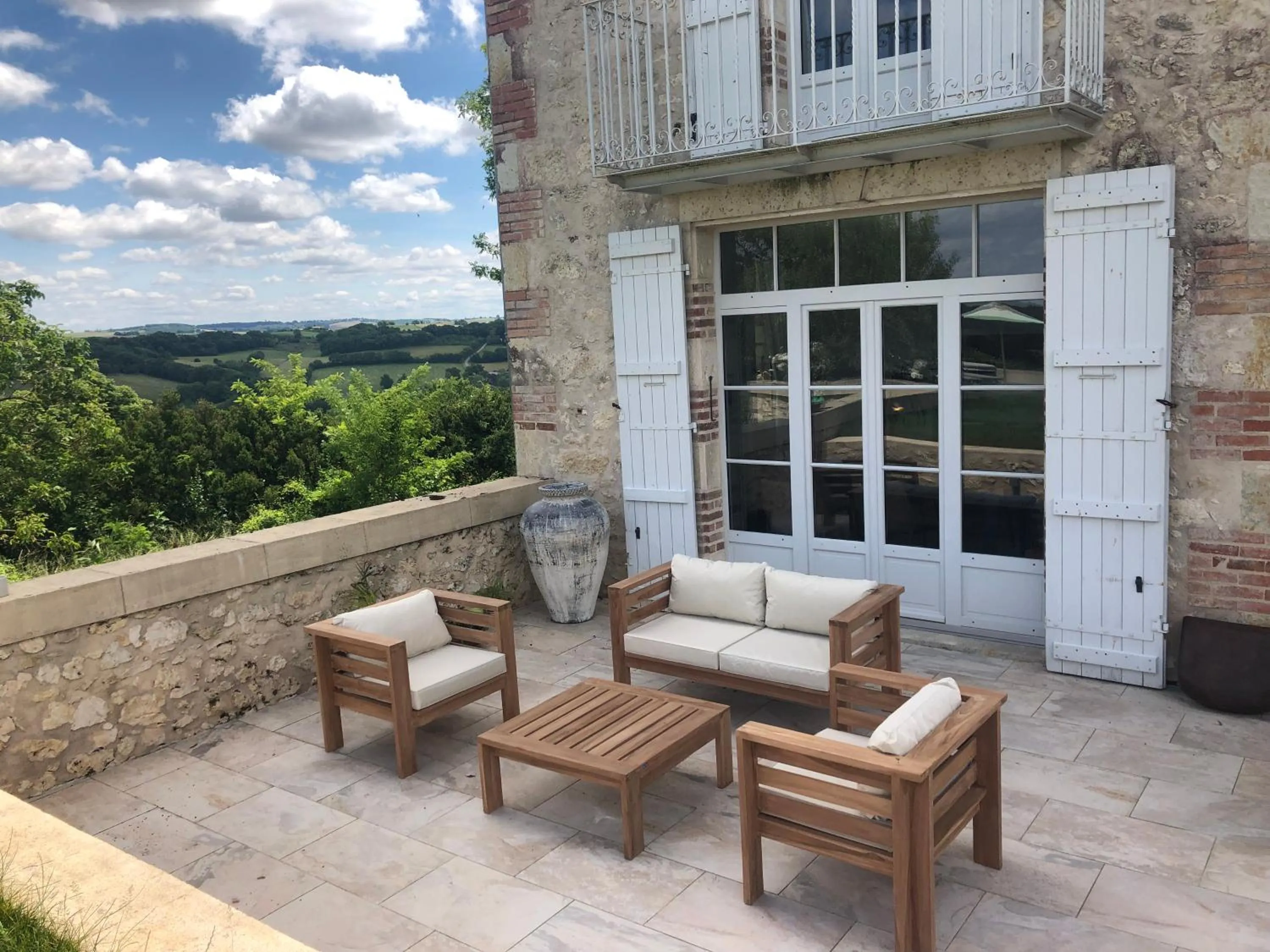 Property building in B&B La Mirande de Saint-Clar