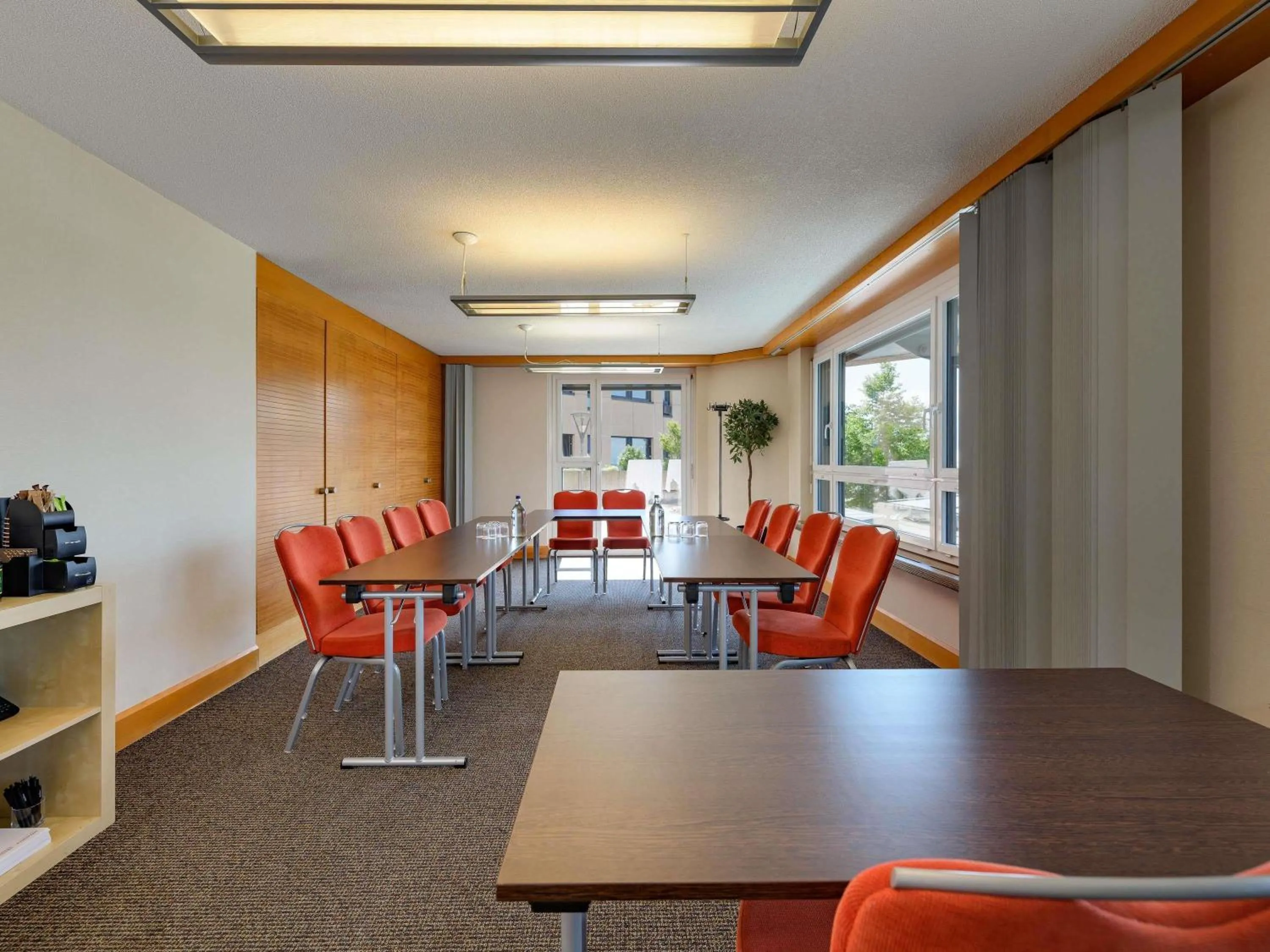 Meeting/conference room in Mövenpick Hotel Lausanne