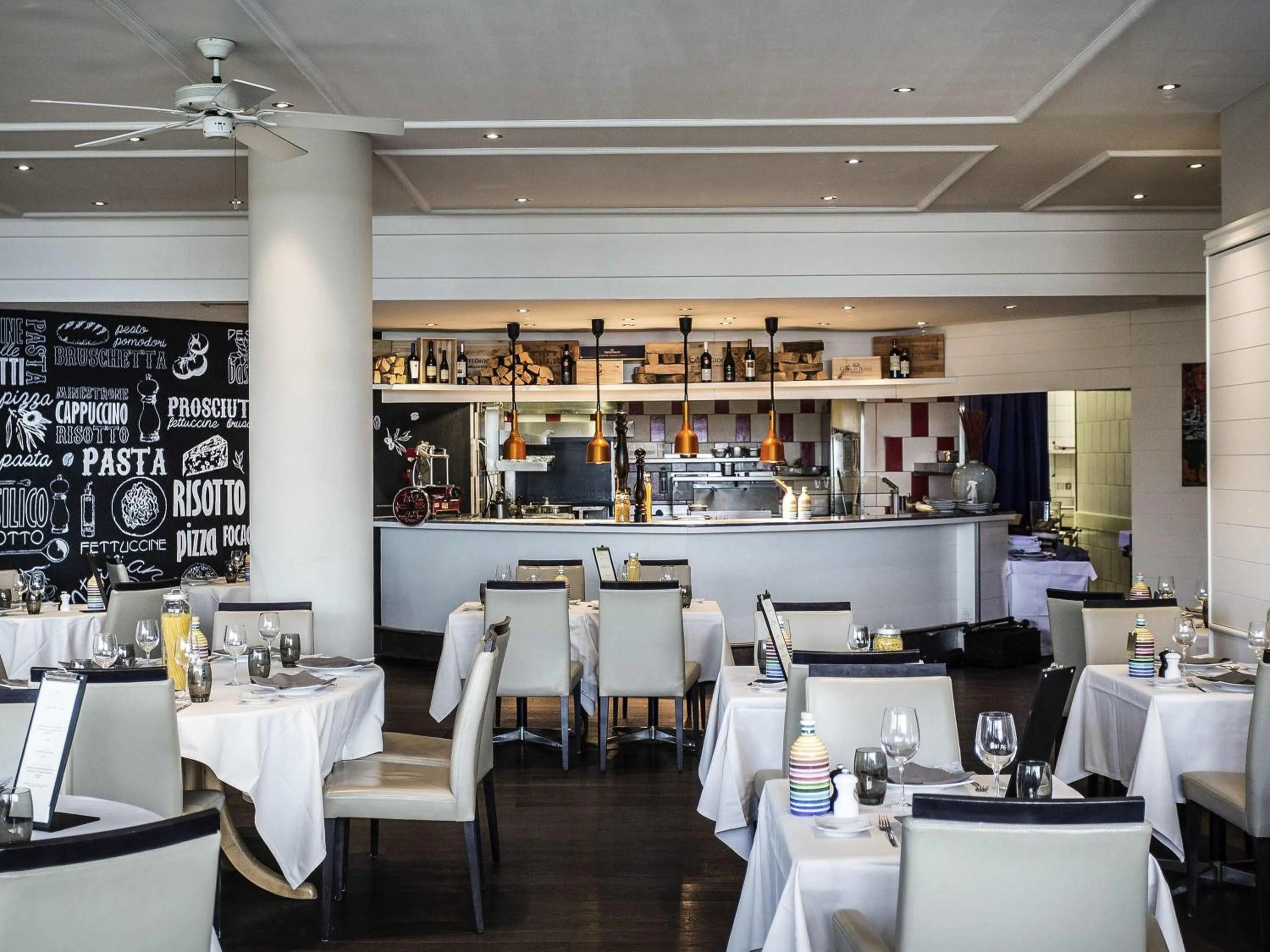 Restaurant/places to eat in Mövenpick Hotel Lausanne