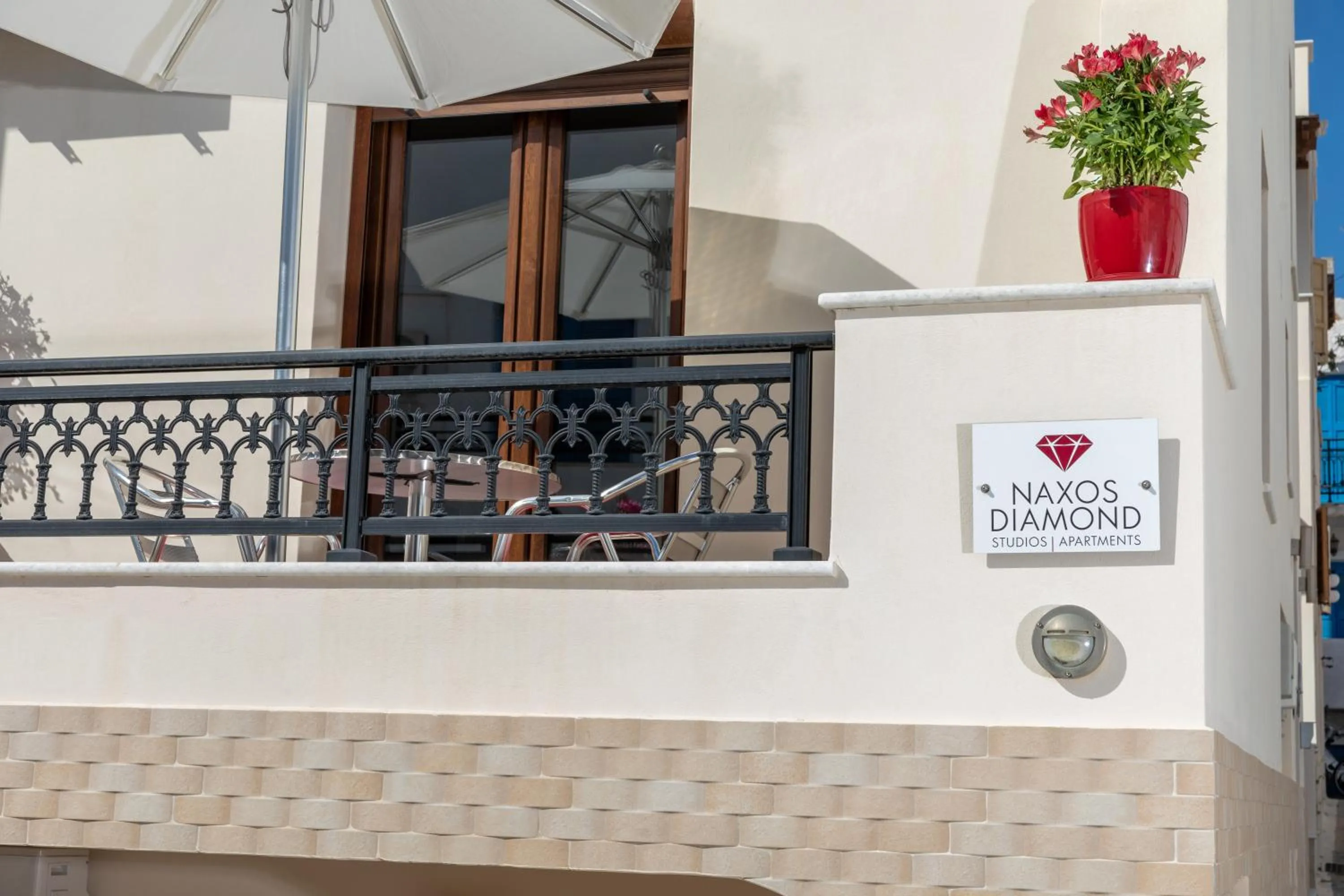 Property building in NAXOS DIAMOND Studios Apartments