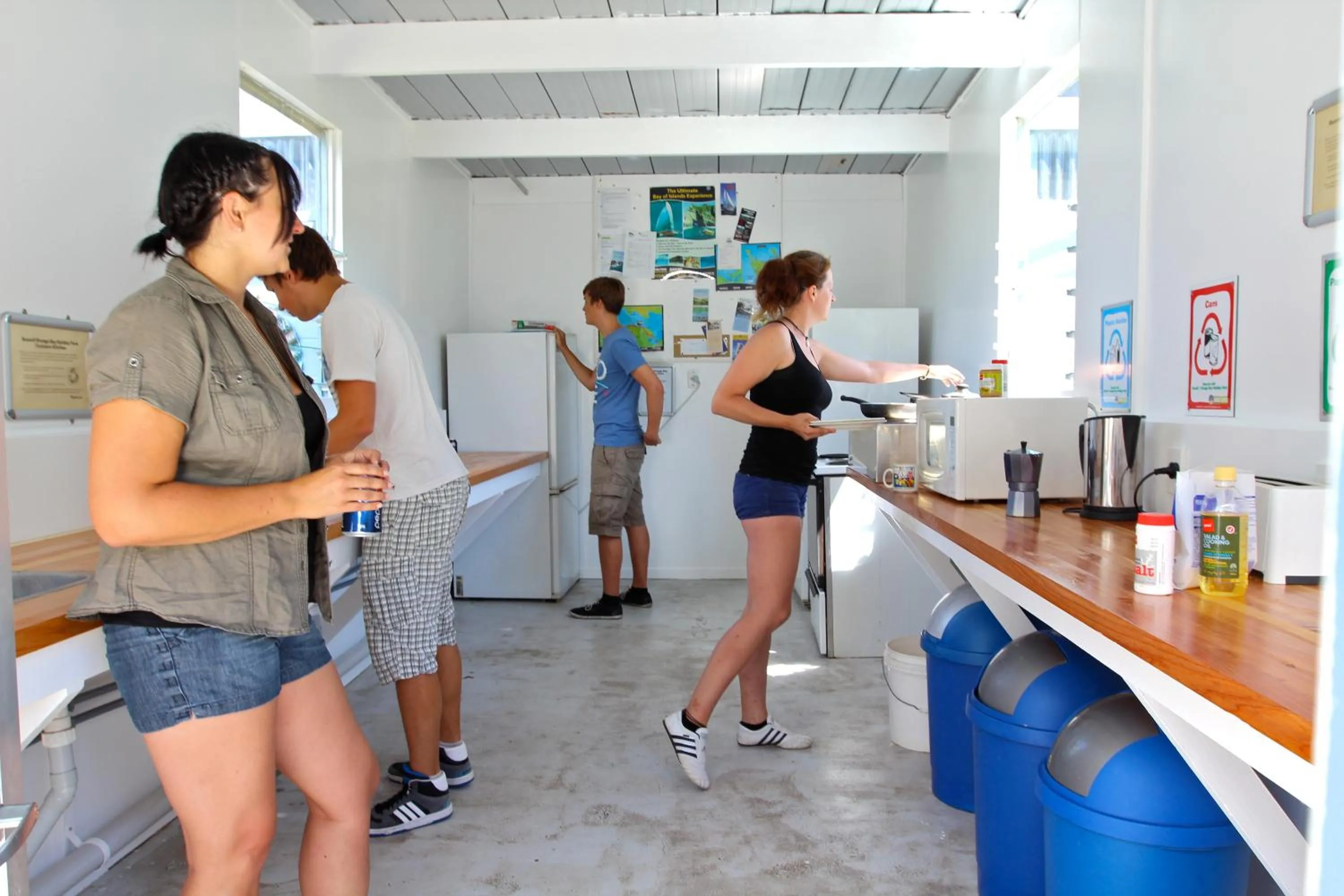 Communal lounge/ TV room in Russell-Orongo Bay Holiday Park