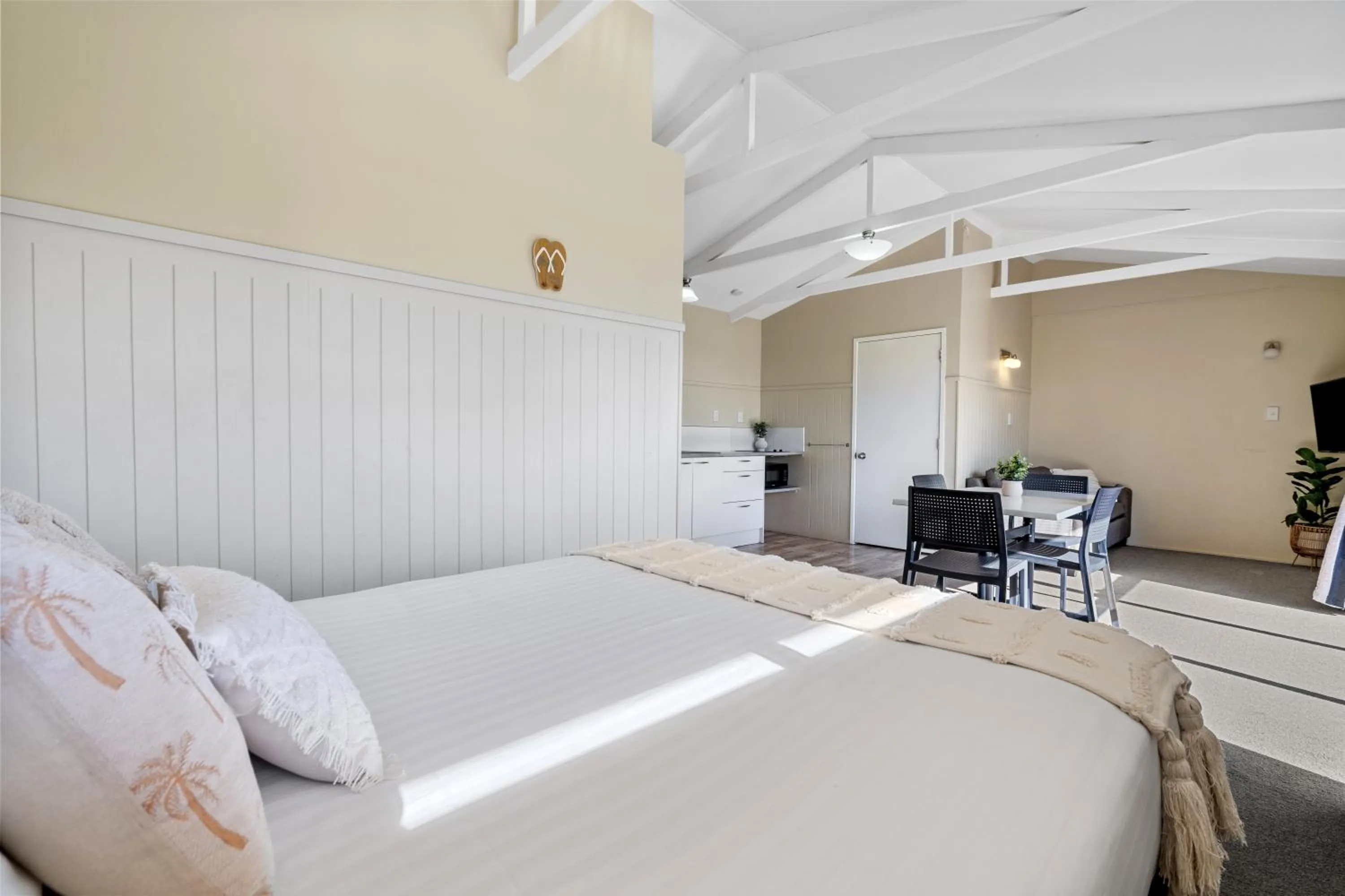 Bed in Tasman Holiday Parks - Ohiwa