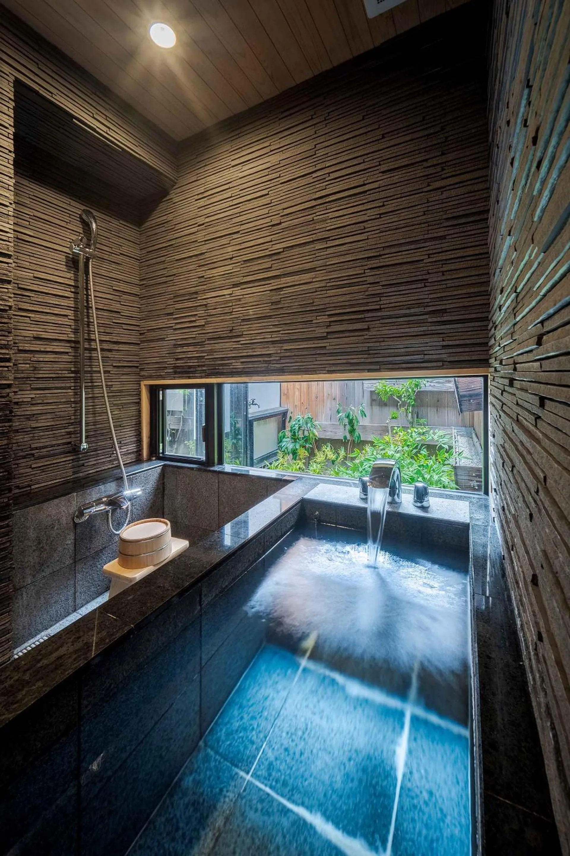 Bathroom in Suo an Machiya House