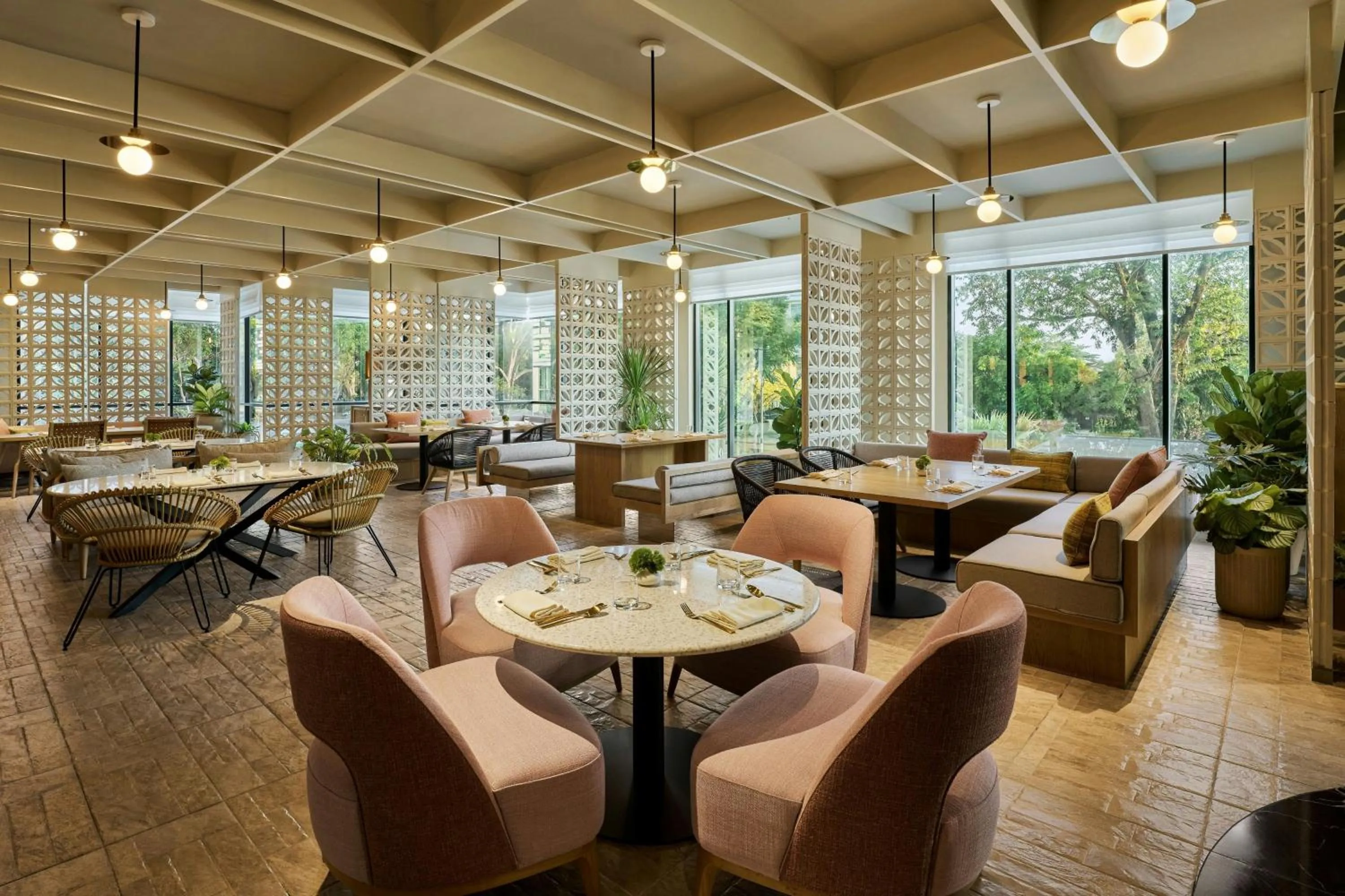 Restaurant/places to eat in The Millen Penang, Autograph Collection