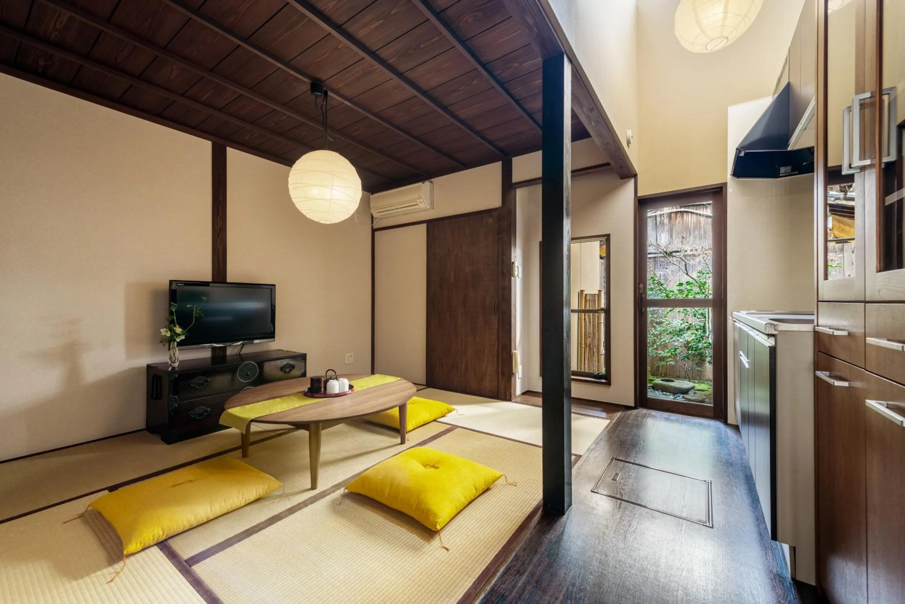 Living room in Kohaku an Machiya House