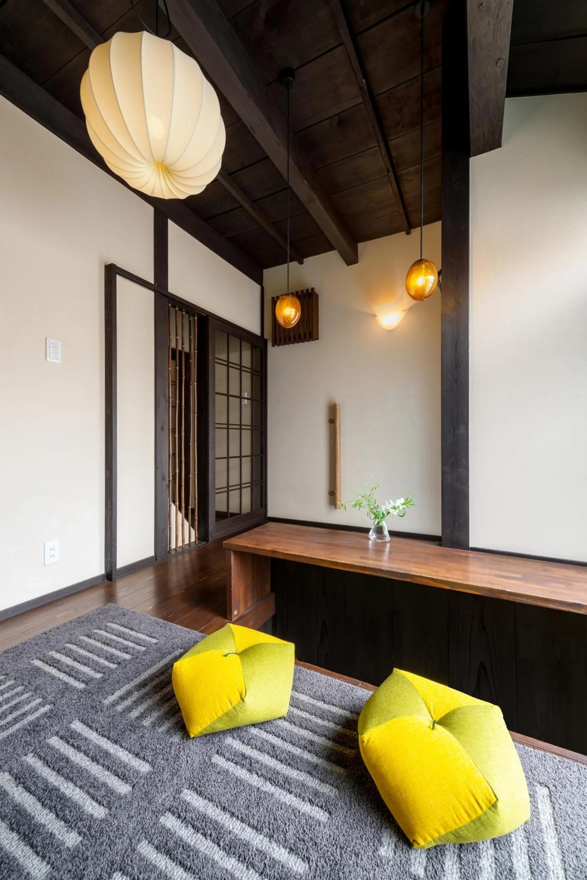 Seating area, Bed in Kohaku an Machiya House