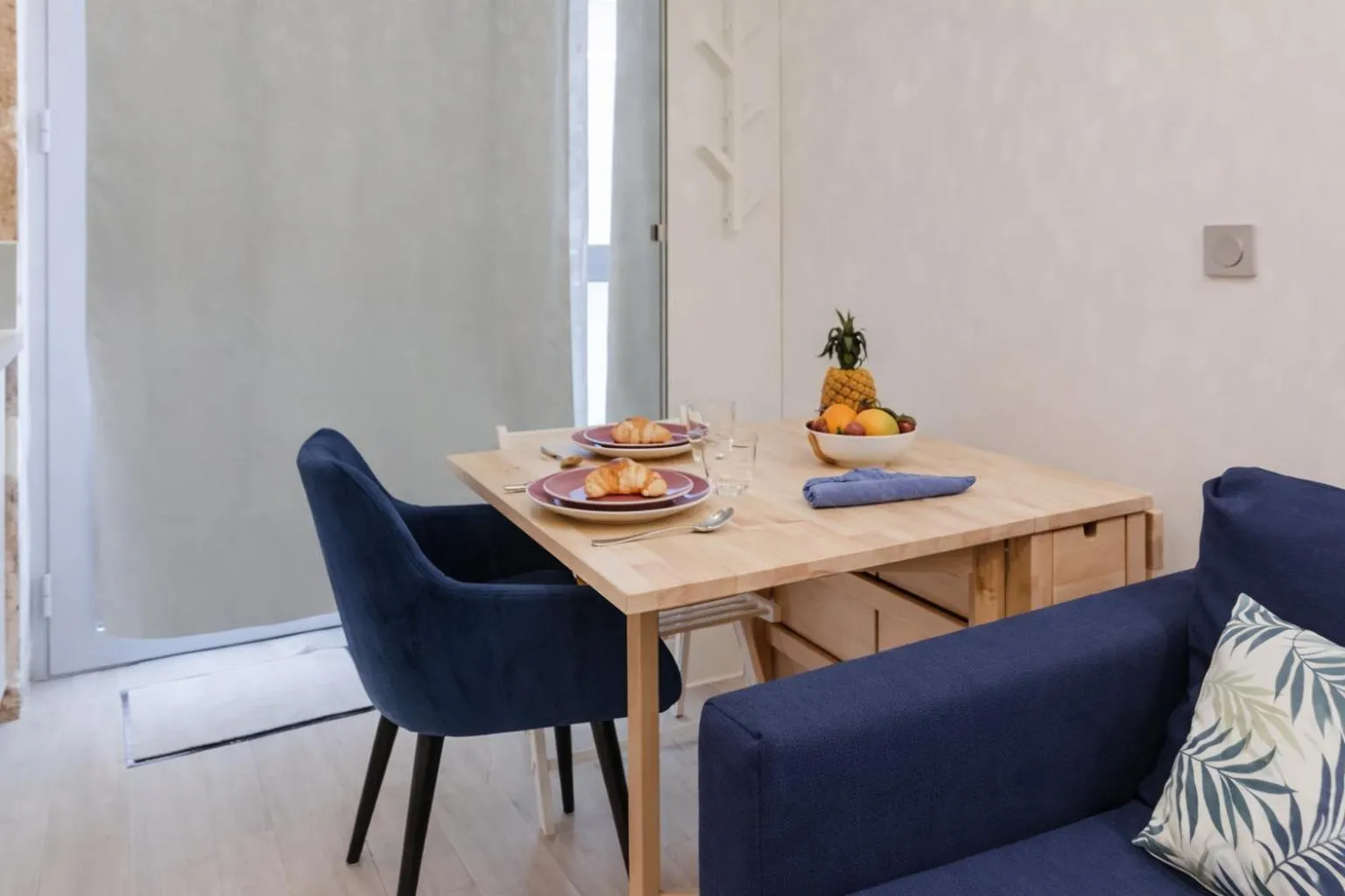 Studio near Le Moulin Rouge and Montmartre