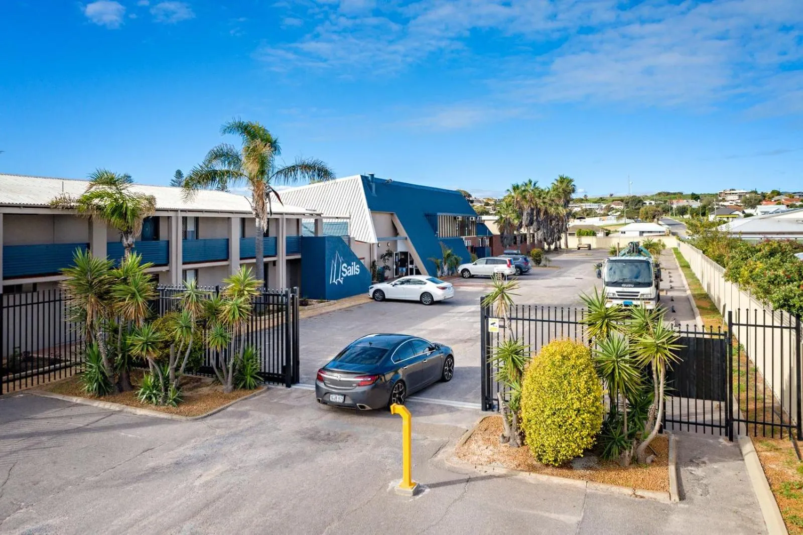 Parking in Sails Motel Geraldton