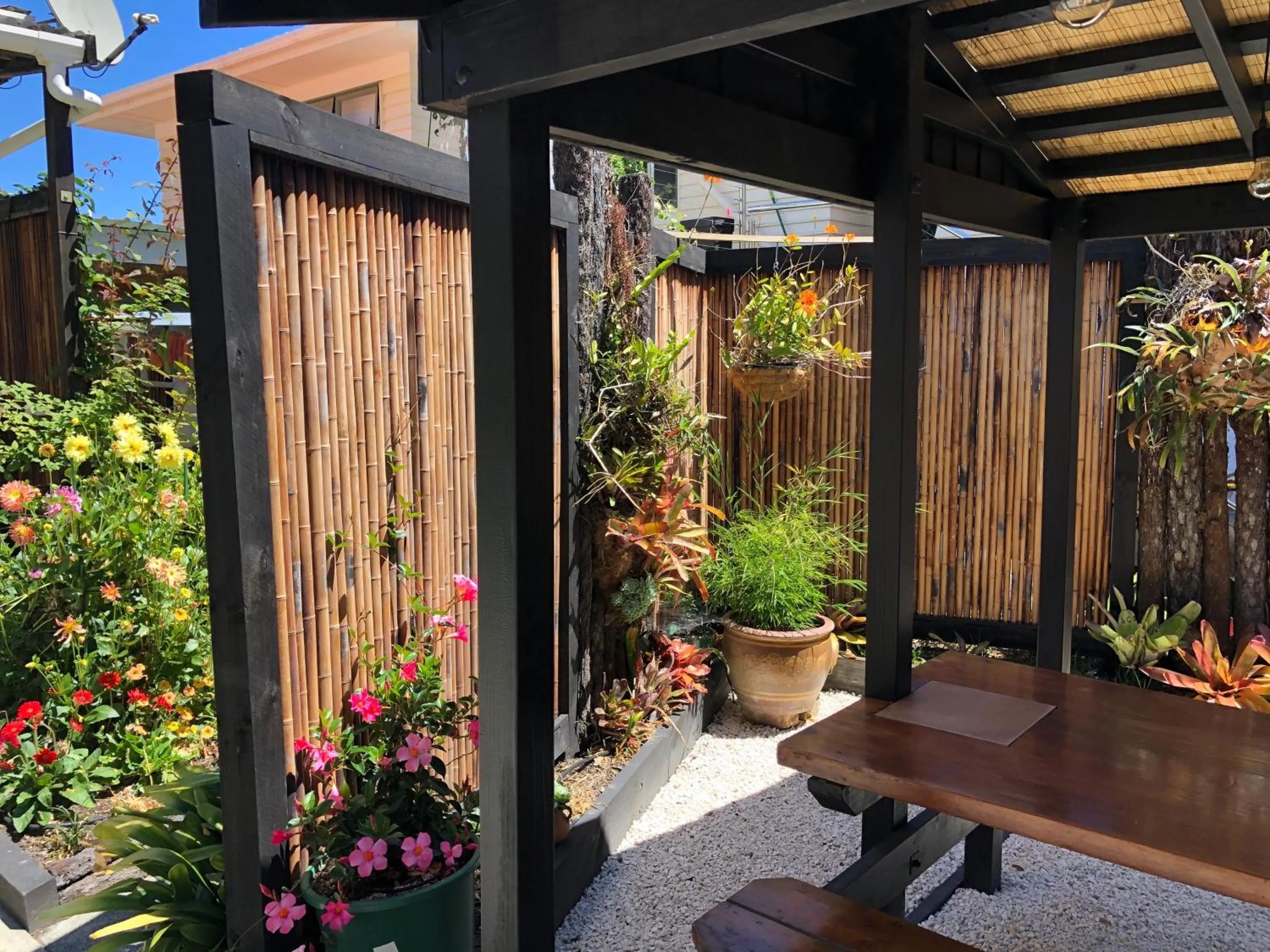 BBQ facilities in Opononi Lighthouse Motel