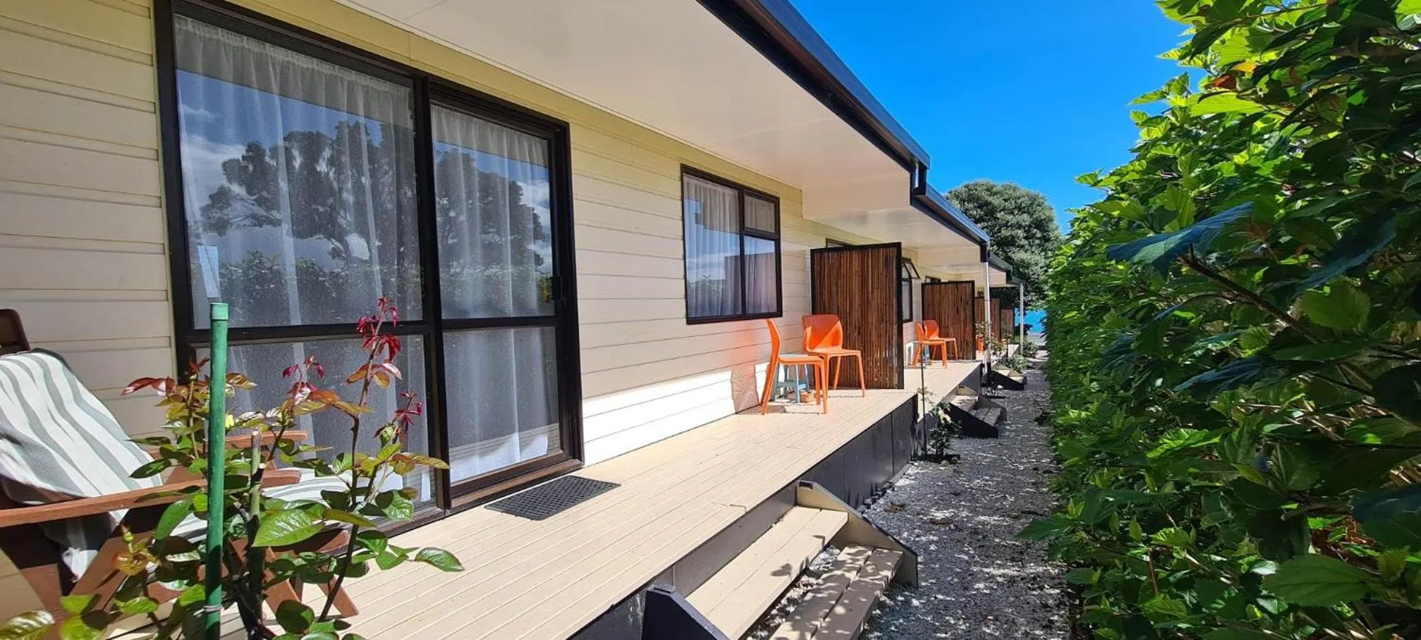 Patio in Opononi Lighthouse Motel