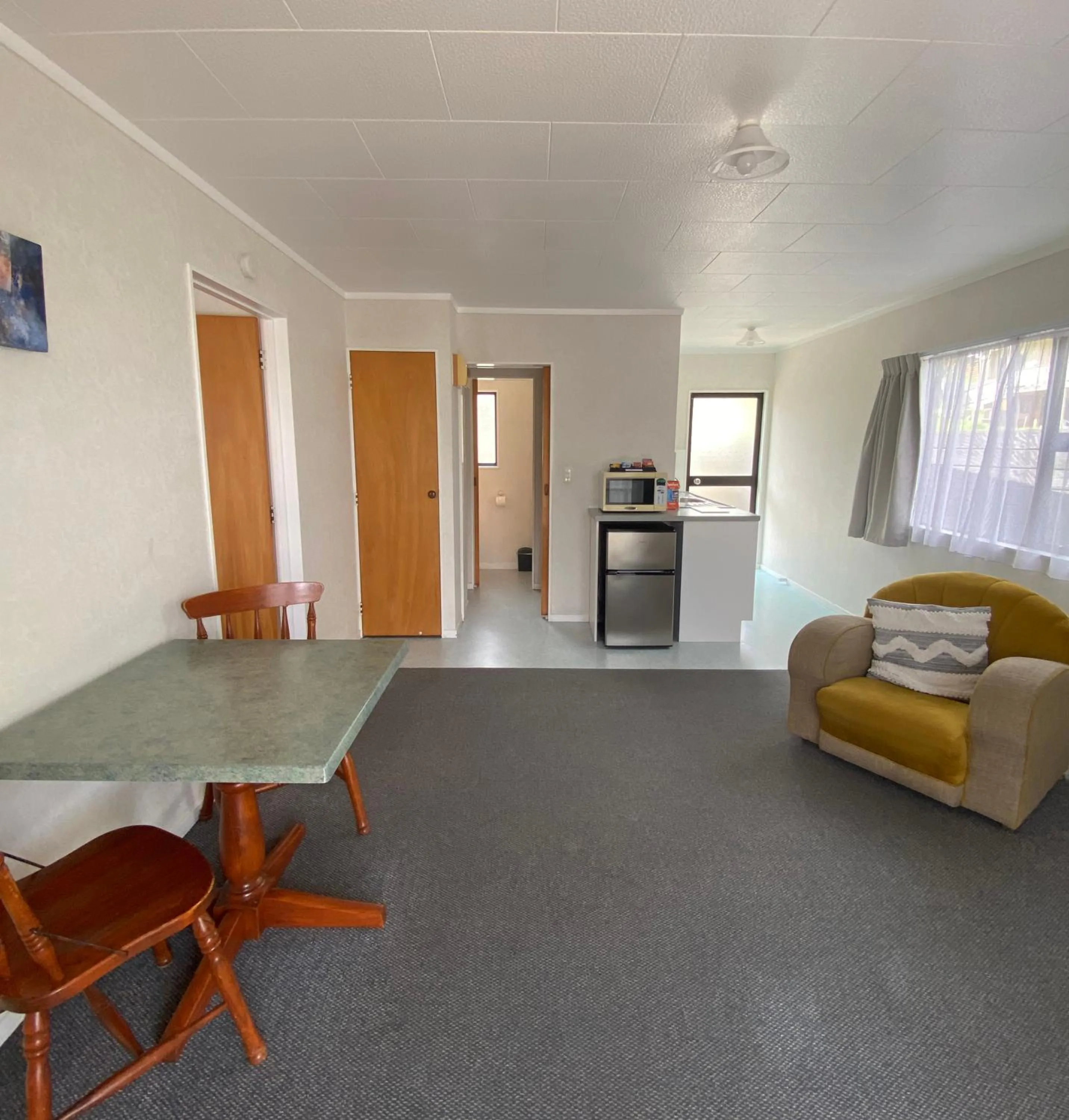 Kitchen or kitchenette in Opononi Lighthouse Motel