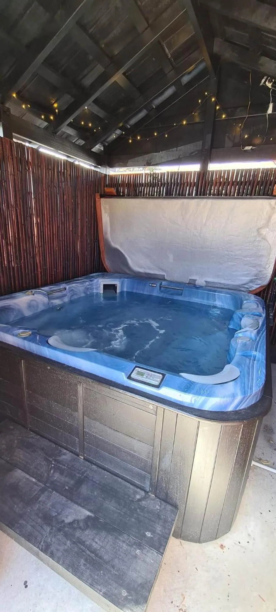 Hot Tub in Opononi Lighthouse Motel