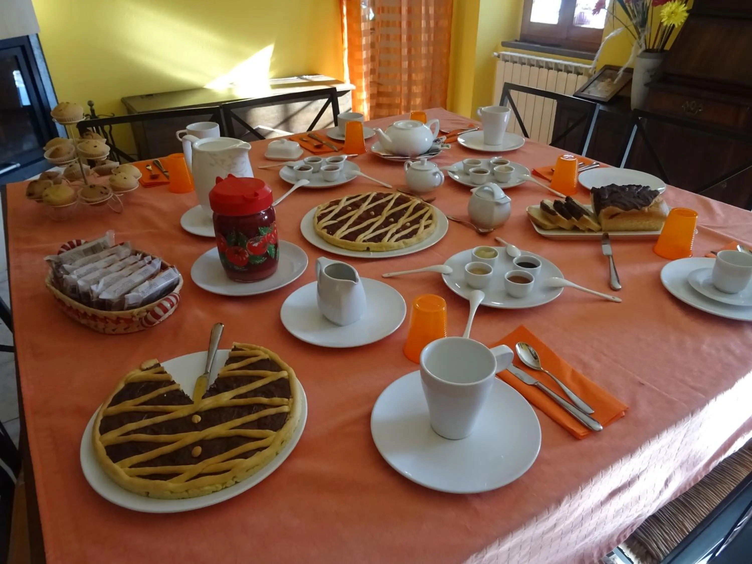 Buffet breakfast in GranNoce Bed and Breakfast