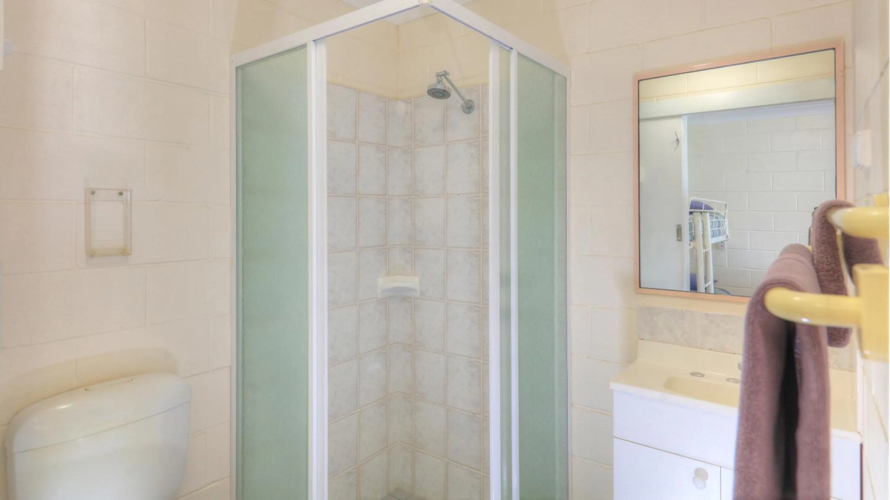 Golden Peak Motel PeakHill