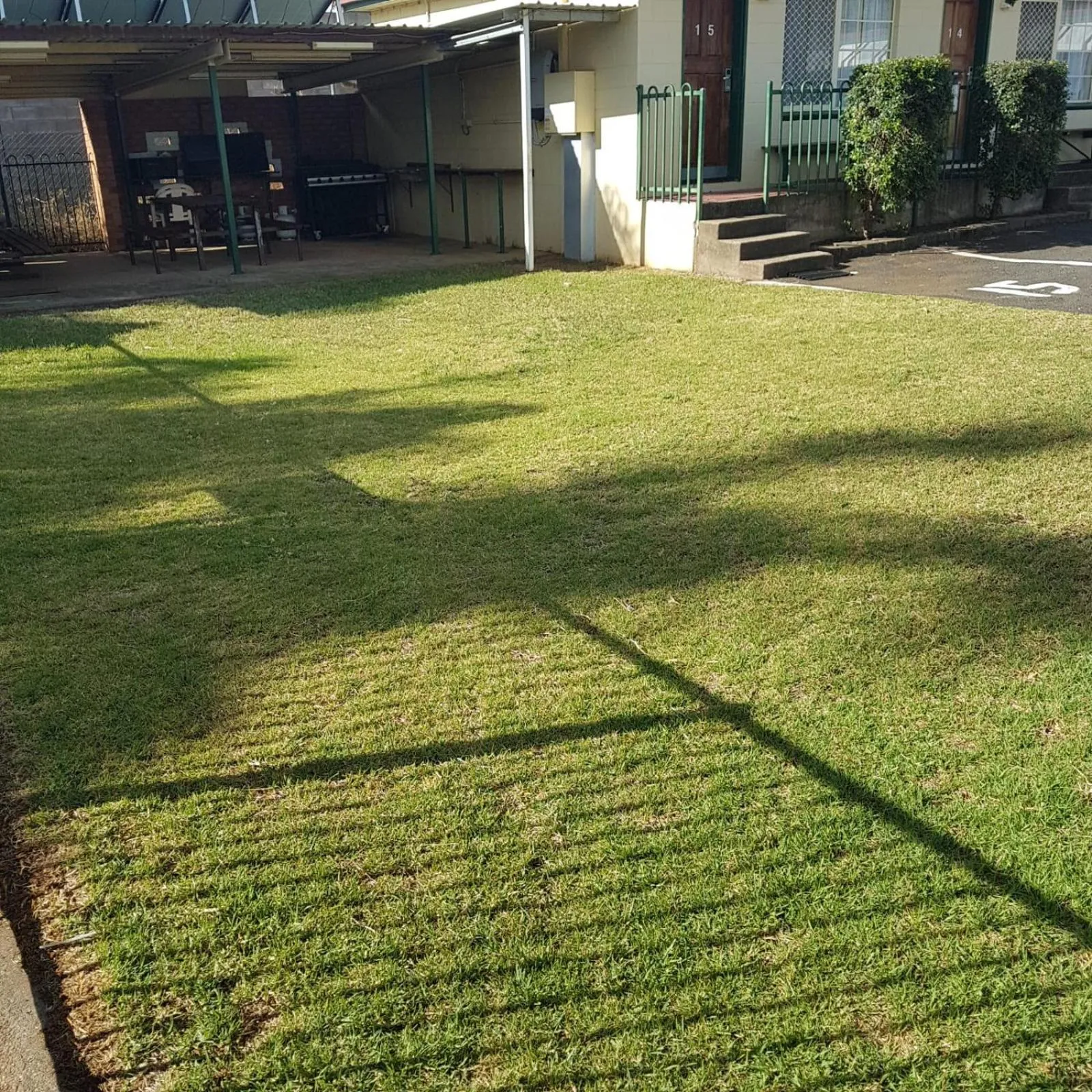 Golden Peak Motel PeakHill