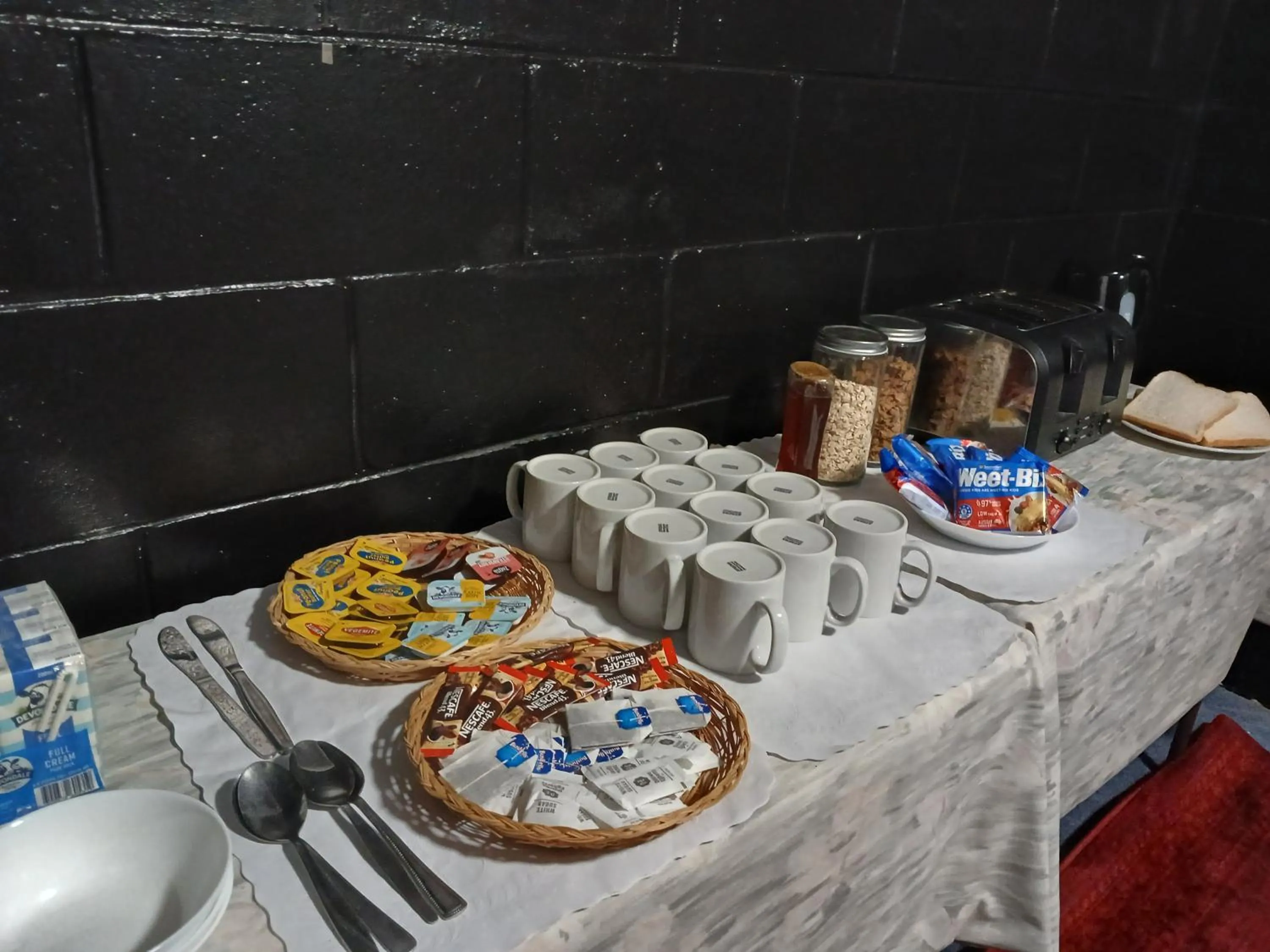 Golden Peak Motel PeakHill