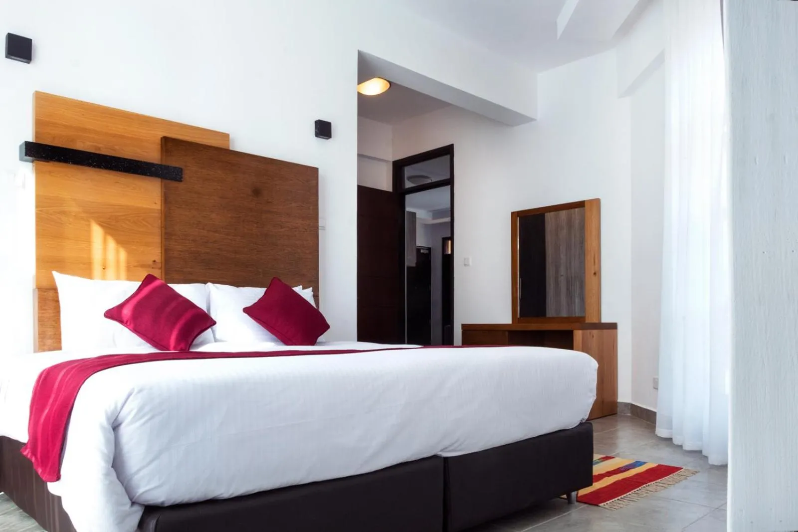 Bed in L'Aziz Suites - Near Aga Khan Hospital