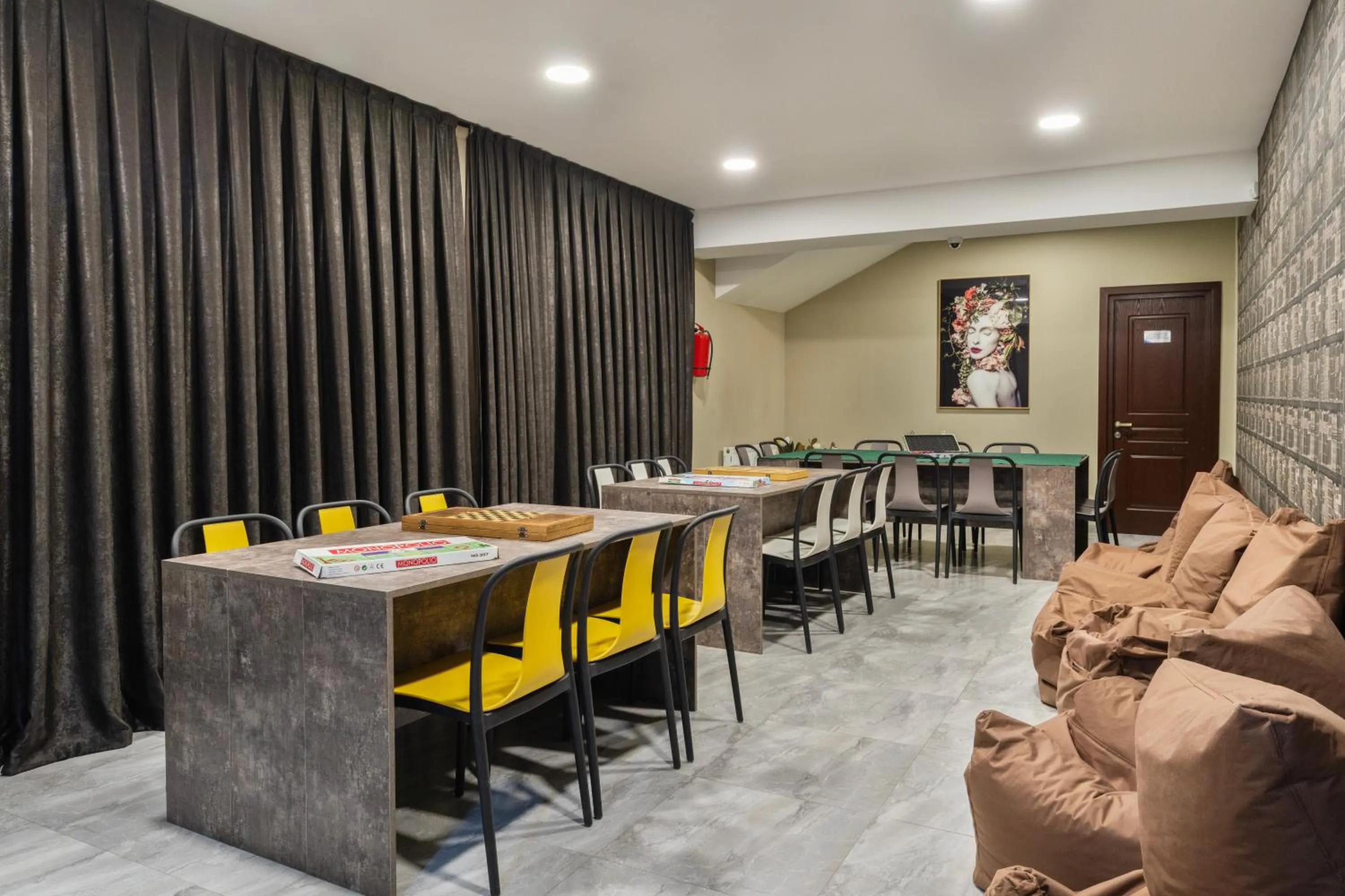 Game Room in Hotel Sapphire Bakuriani