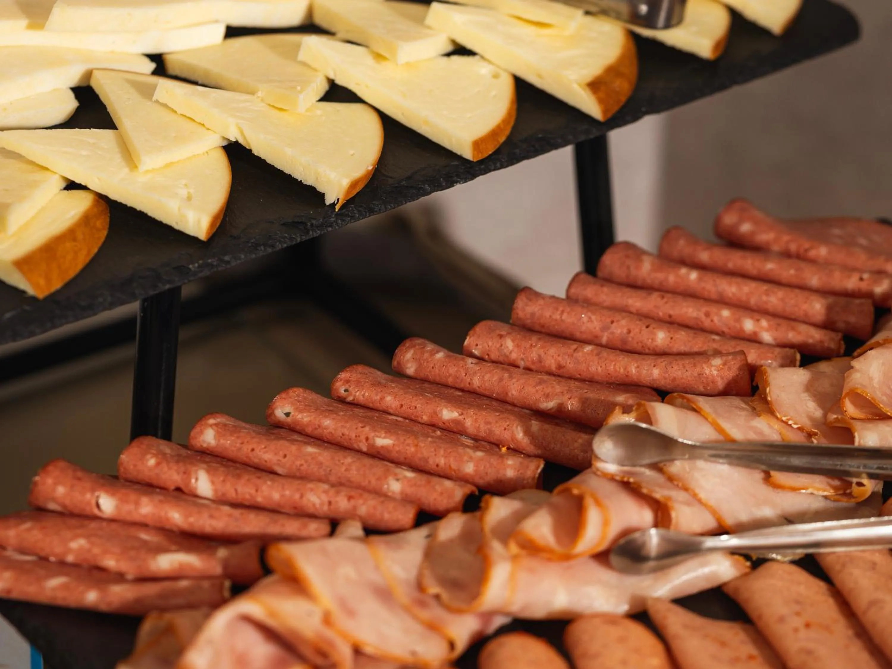 Buffet breakfast in Hotel Sapphire Bakuriani