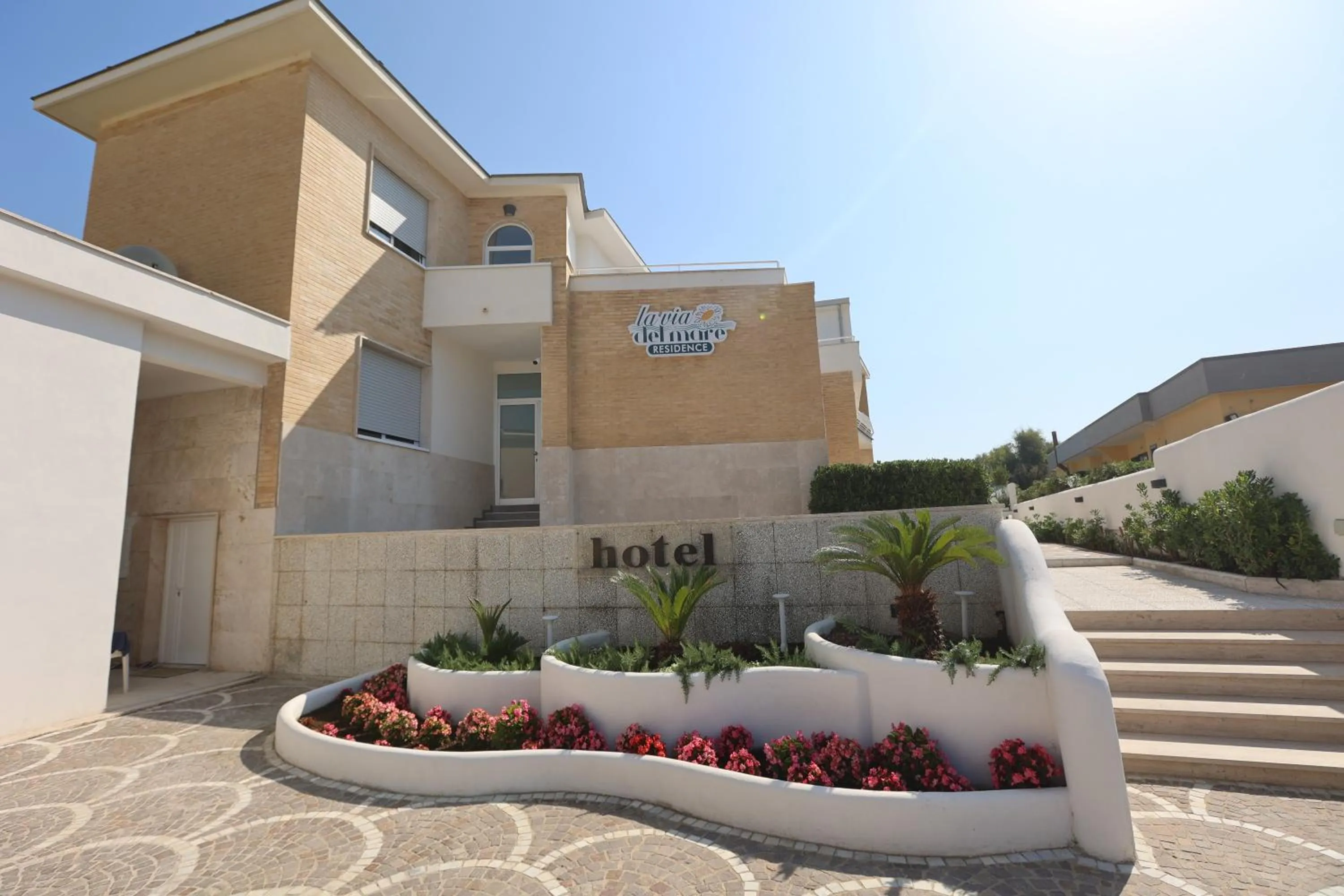 Property building in La Via del Mare