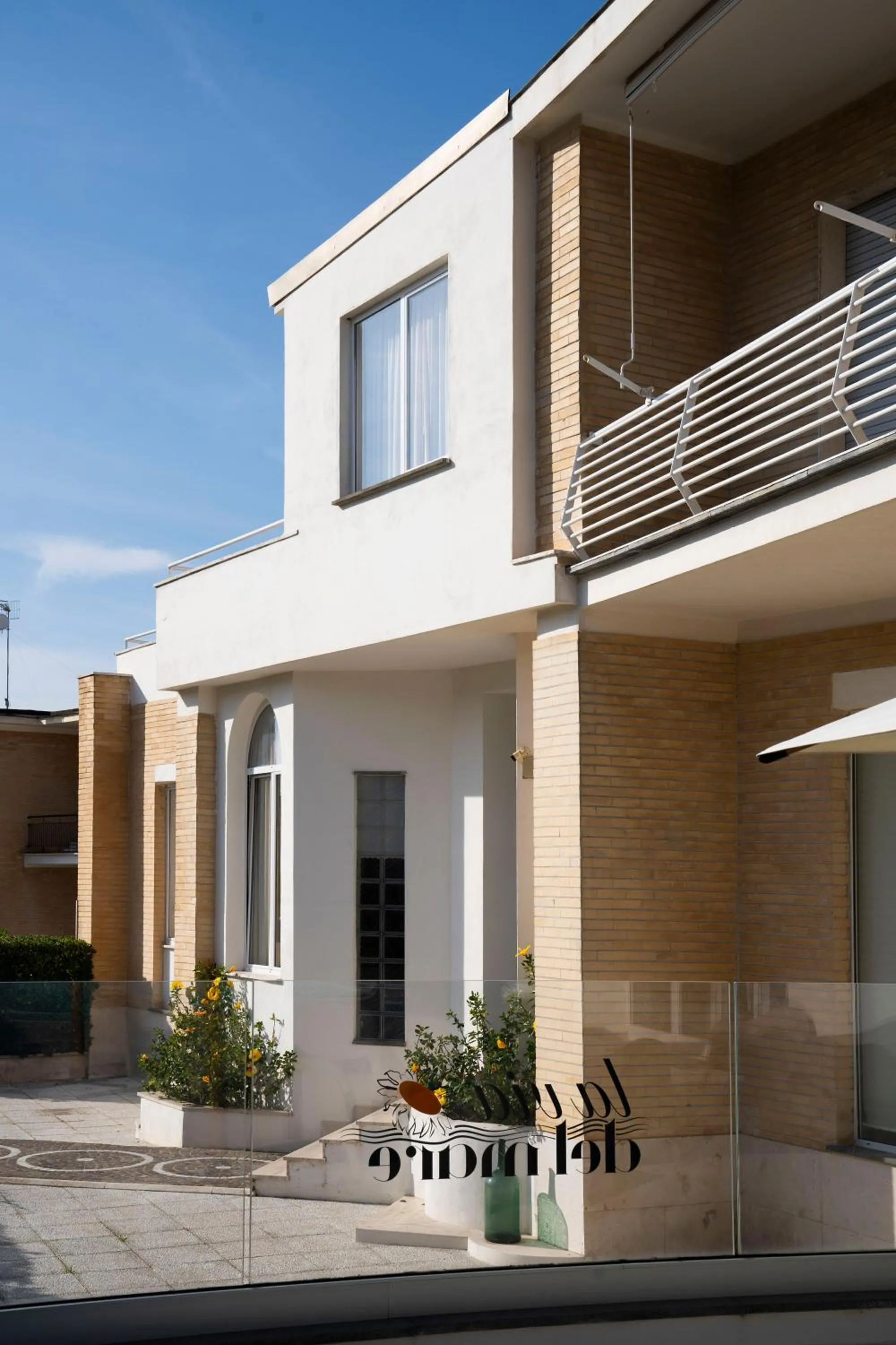 Property building in La Via del Mare