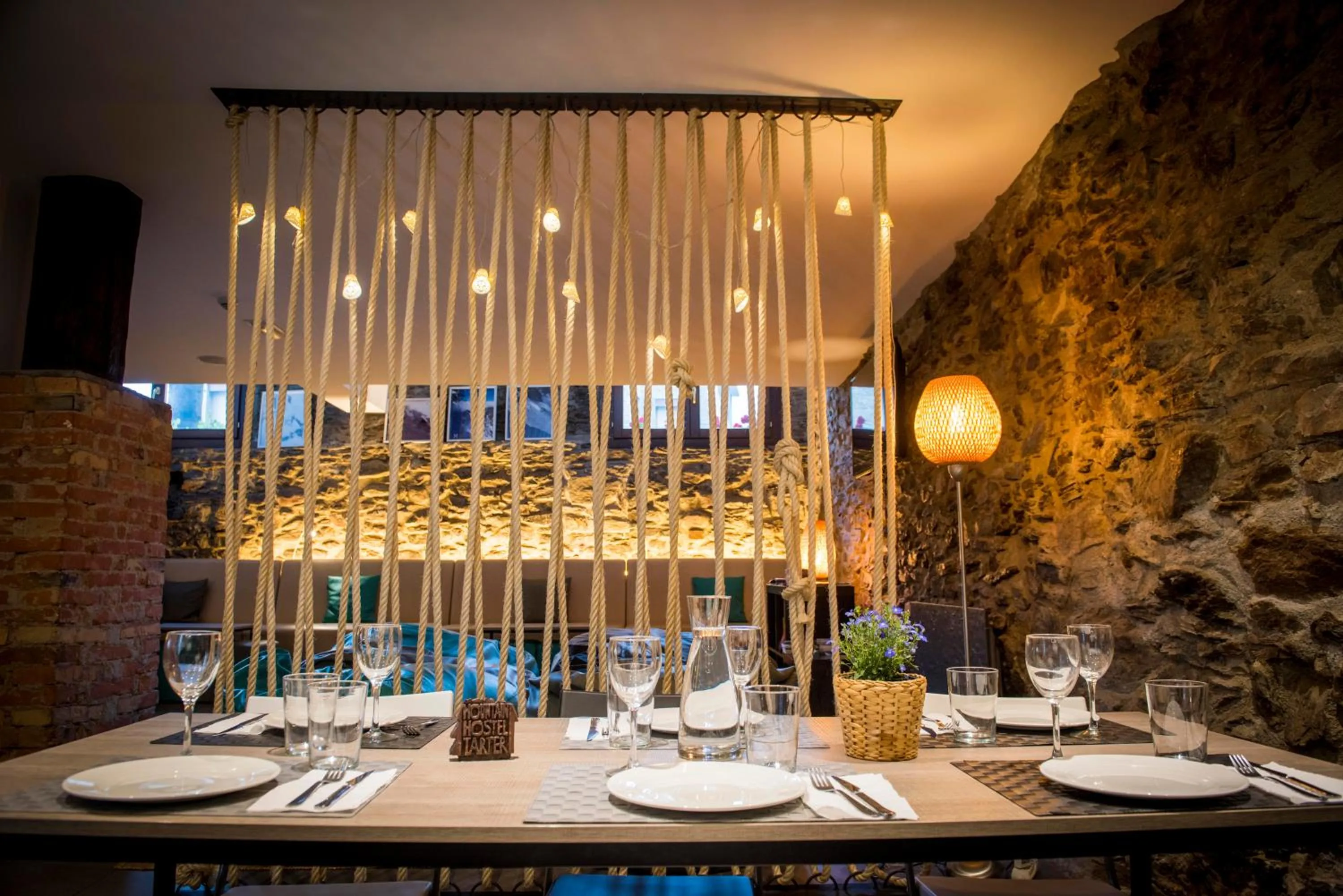 Dining area in Mountain Hostel Tarter