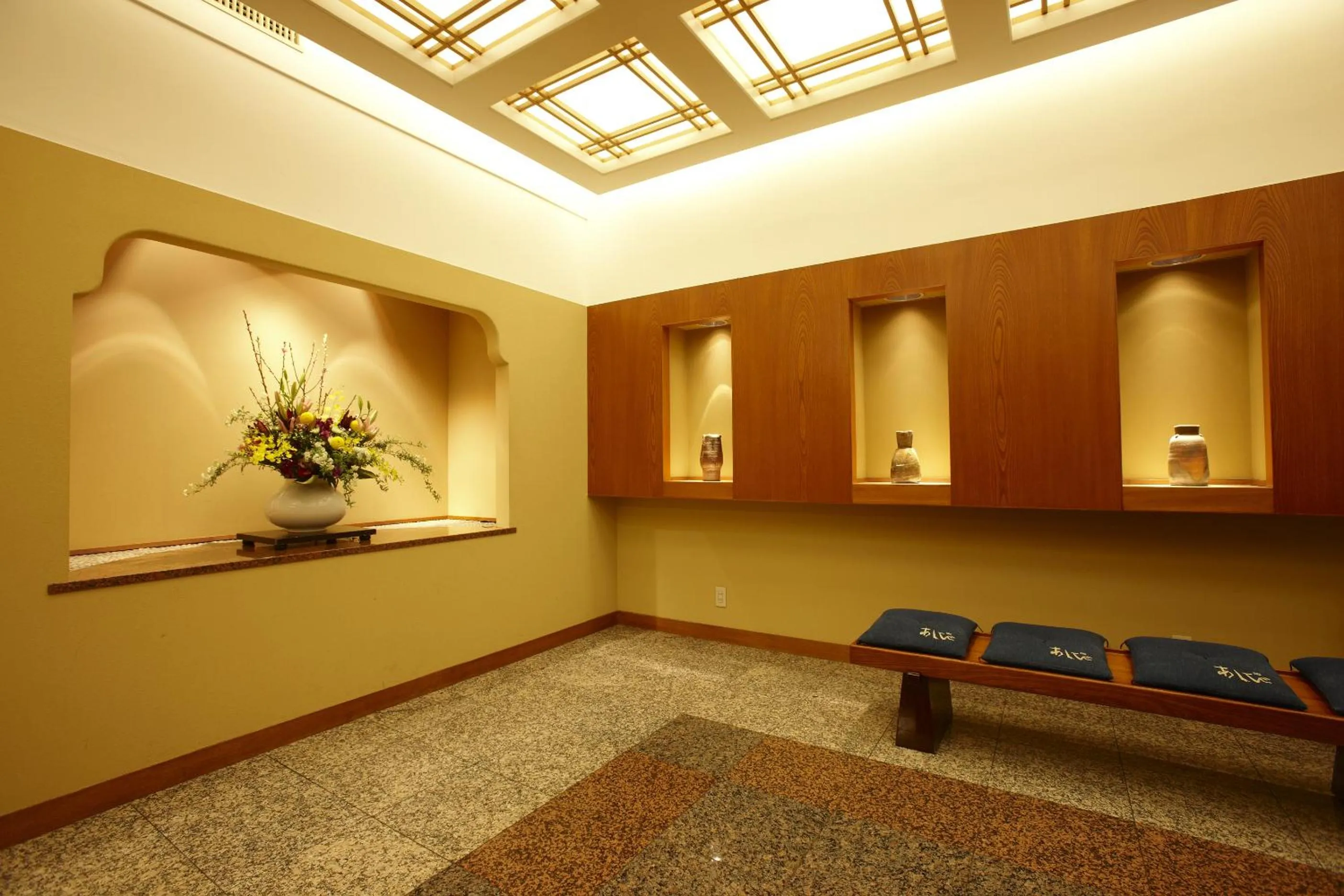 Decorative detail in Keio Plaza Hotel Tama