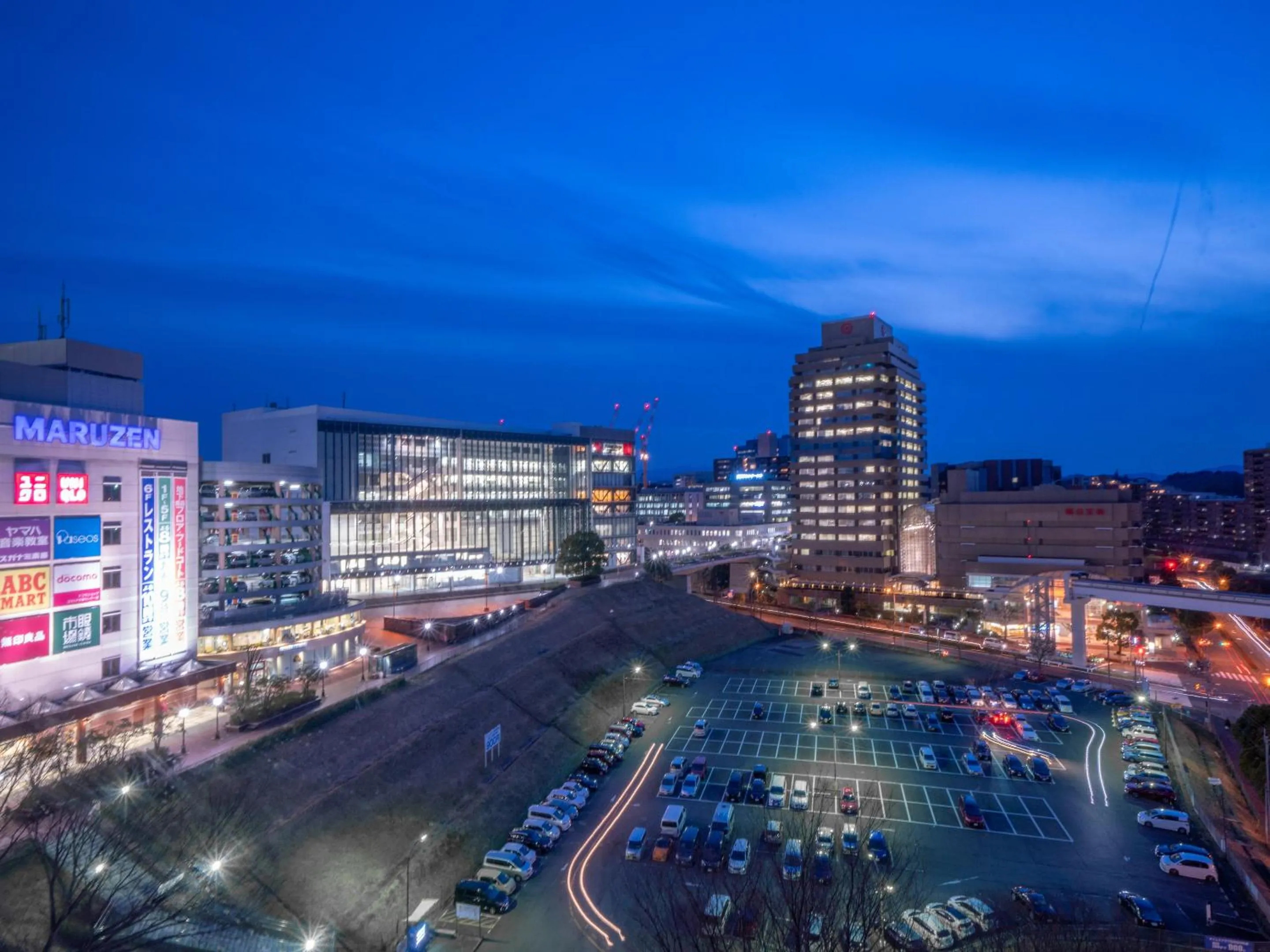 Facade/entrance in Keio Plaza Hotel Tama
