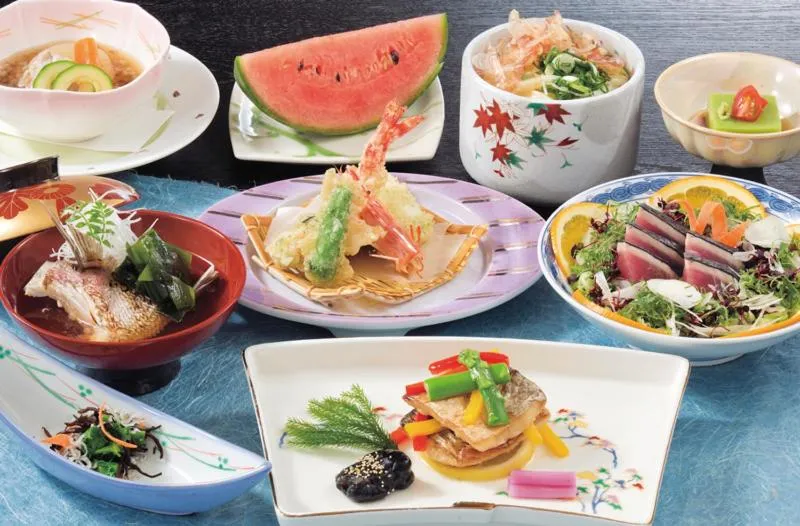 Food close-up, Lunch and Dinner in Keio Plaza Hotel Tama