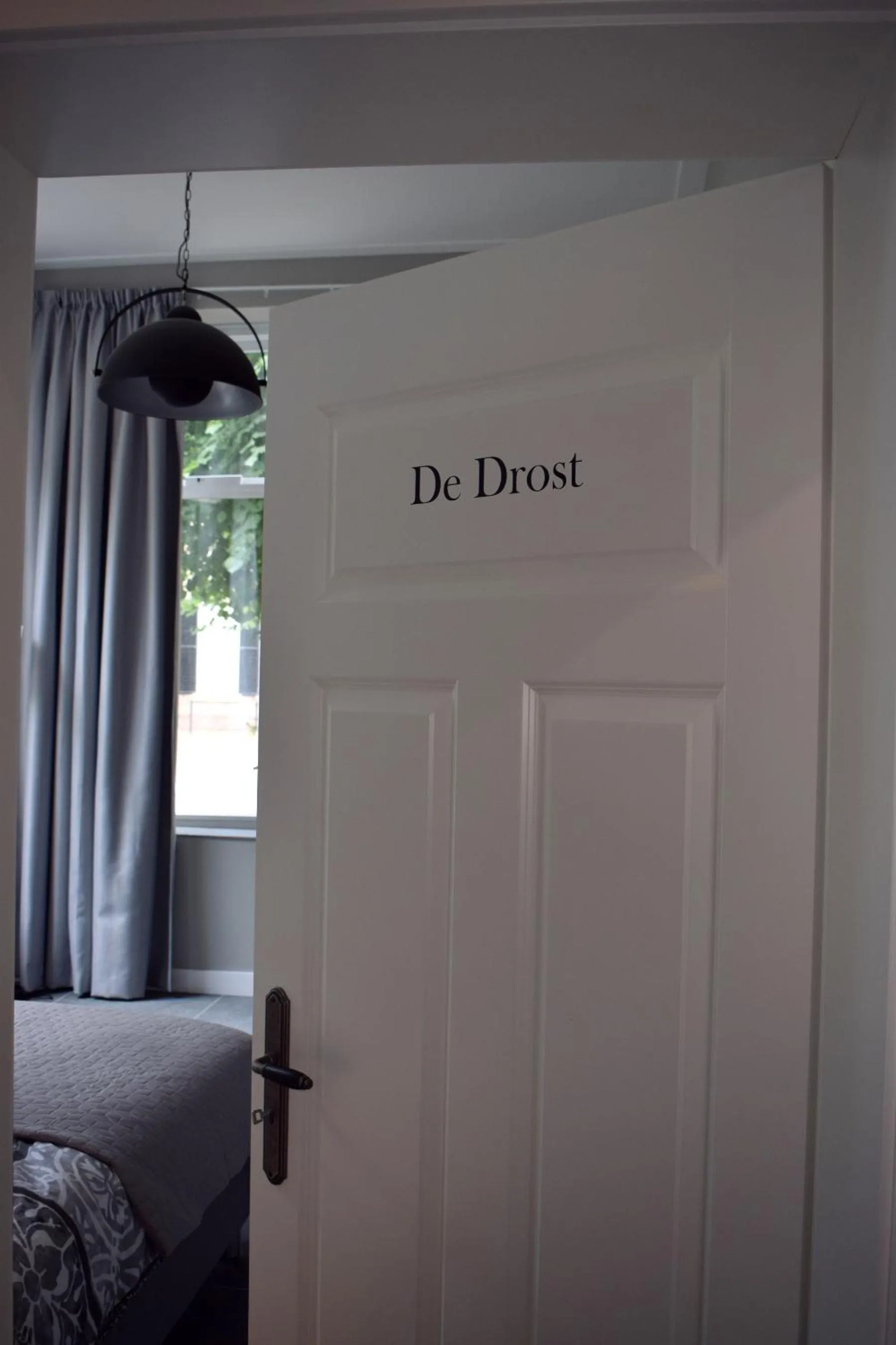 Bed in "In de Kloosterhof" Gratis privé parkeren