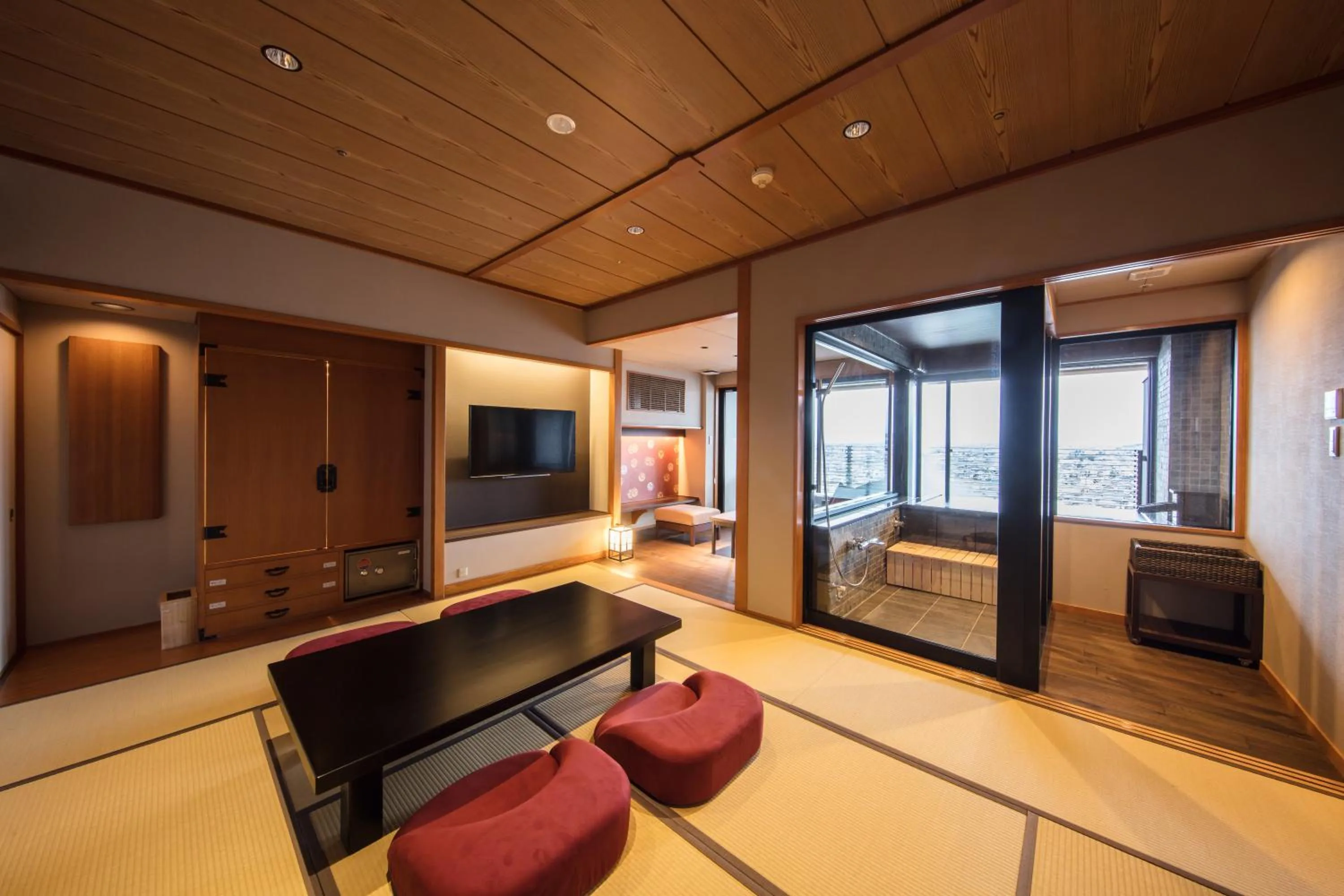 TV and multimedia in Shoho