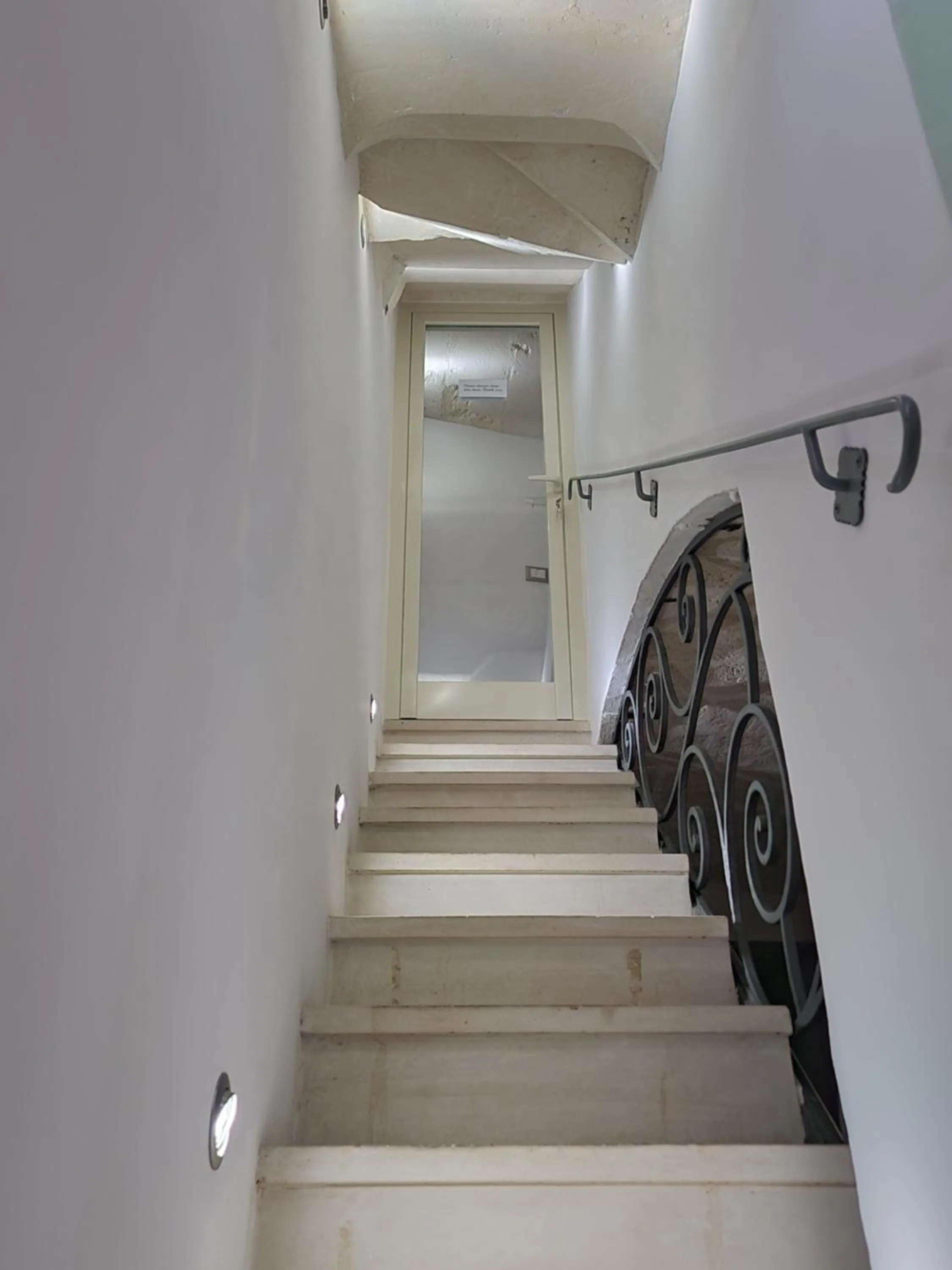 Decorative detail in Palazzo De Giorgi B&B