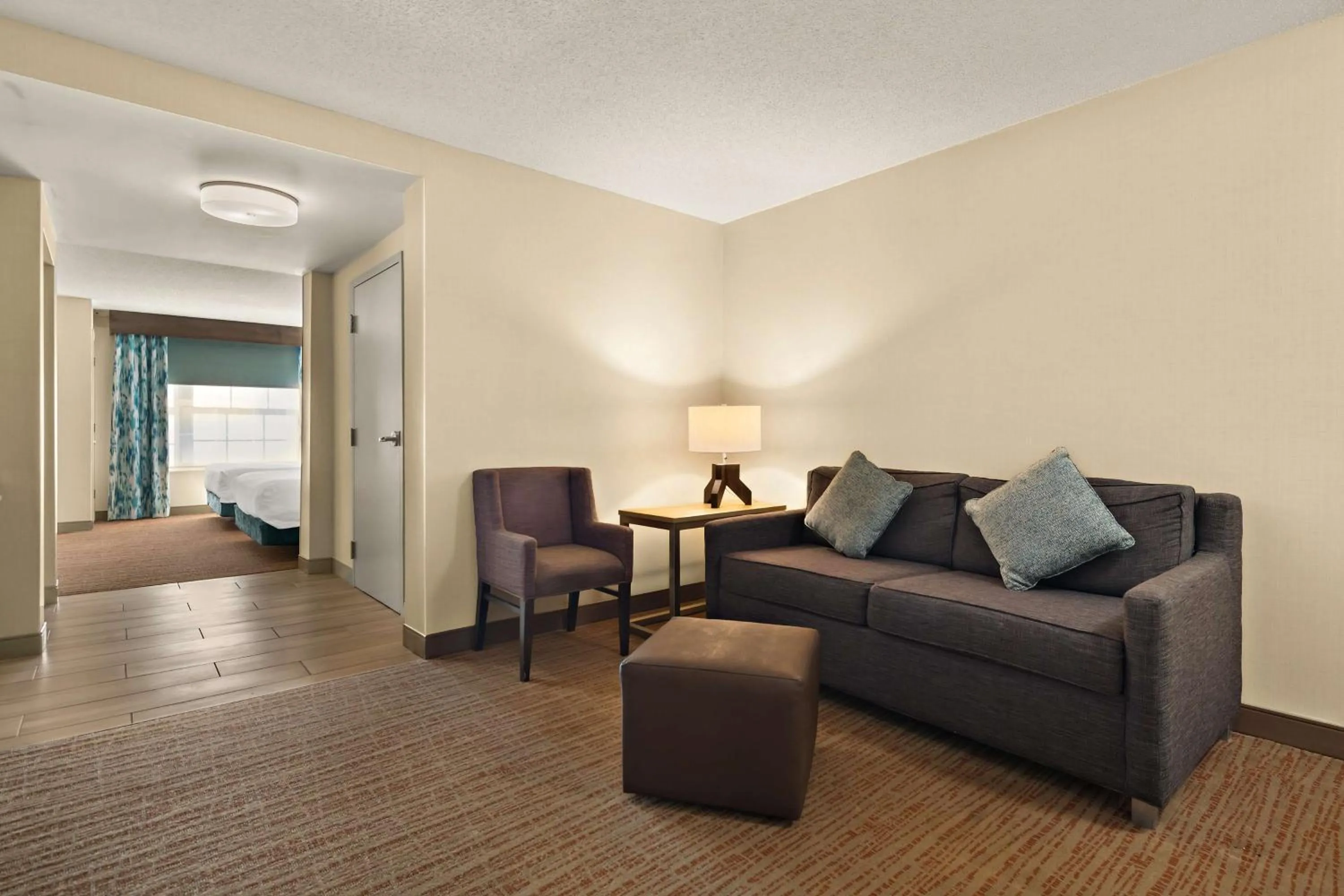 Living room in Hilton Garden Inn Williamsburg