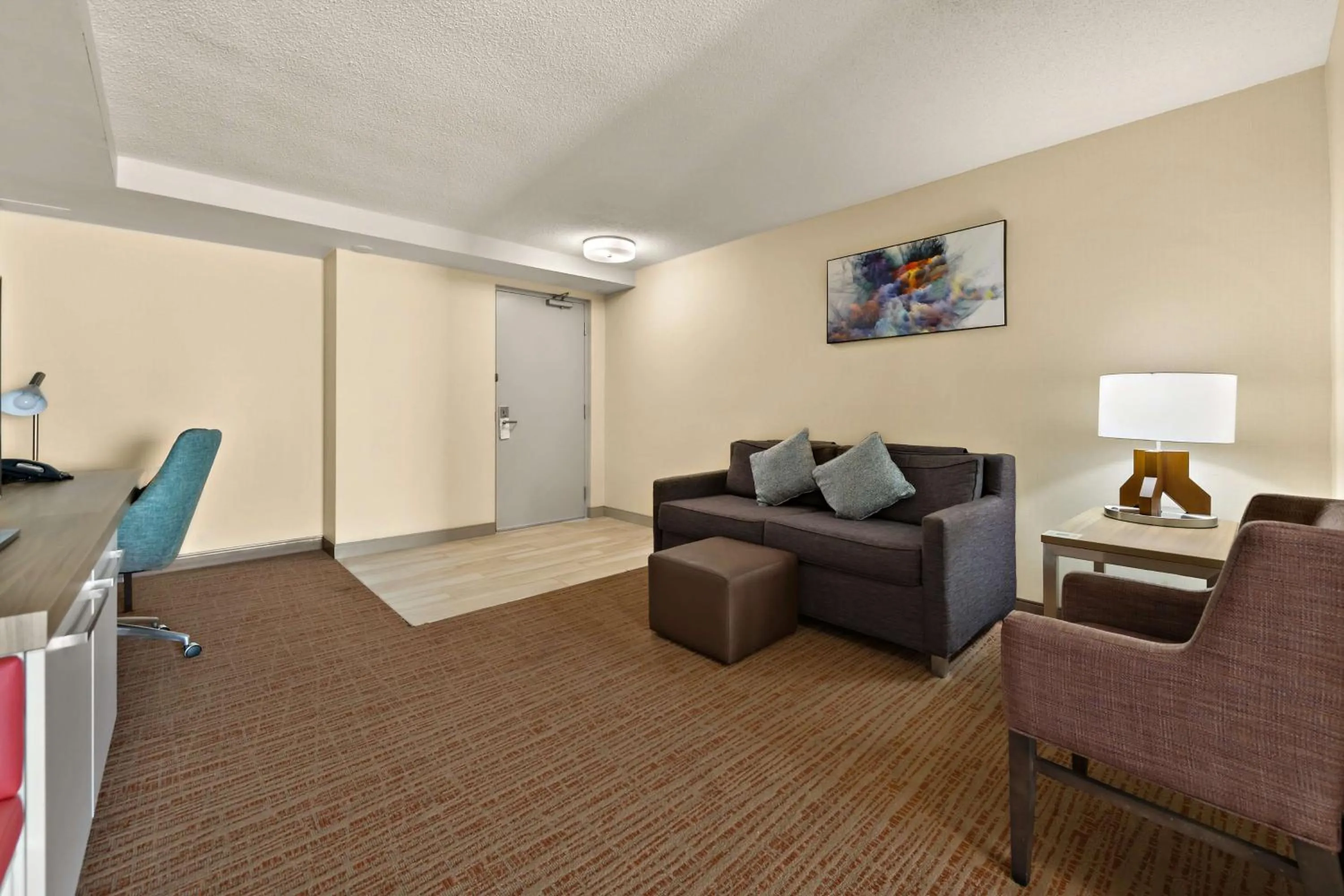 Living room in Hilton Garden Inn Williamsburg