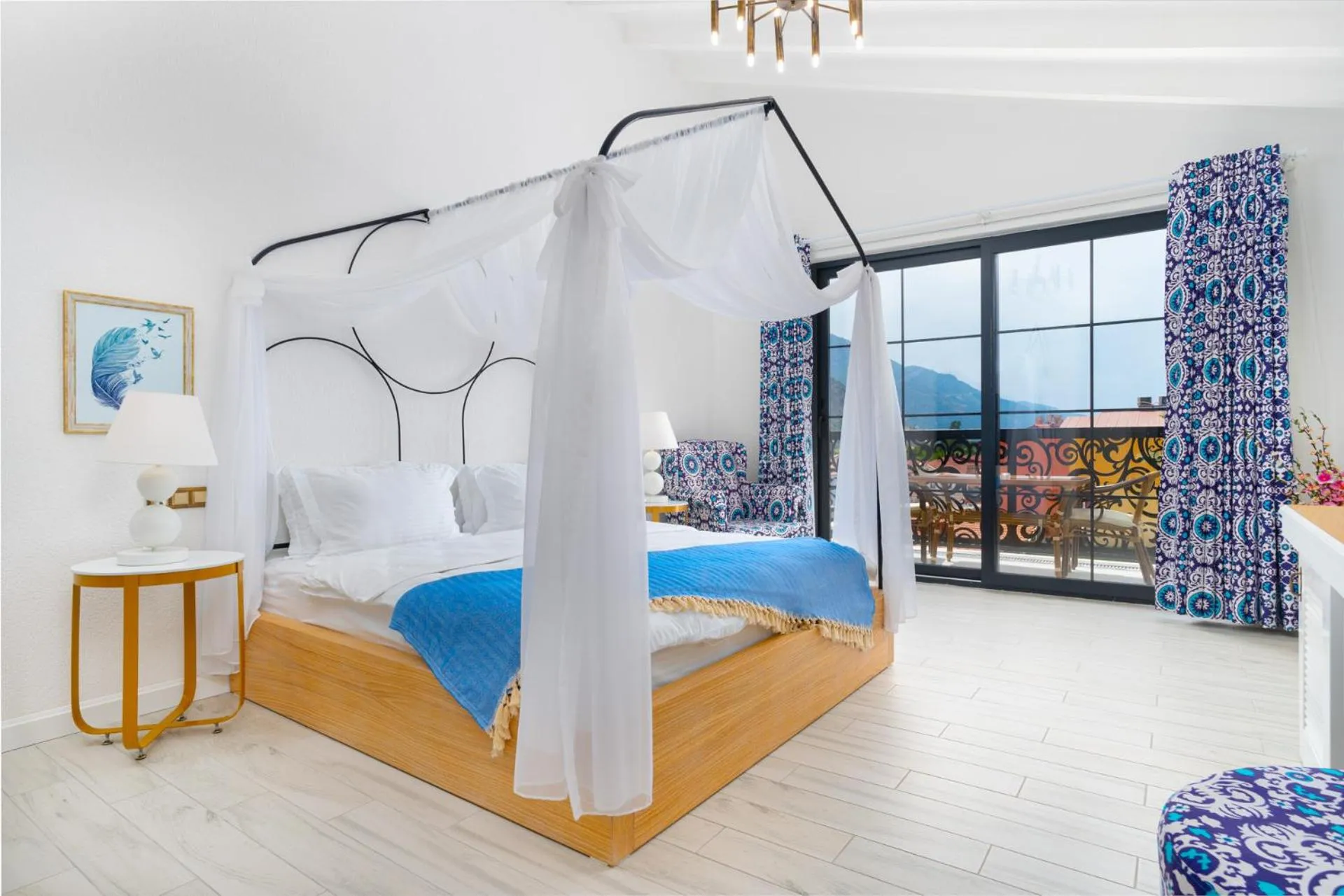 Bed in Hotel Karbel Sun